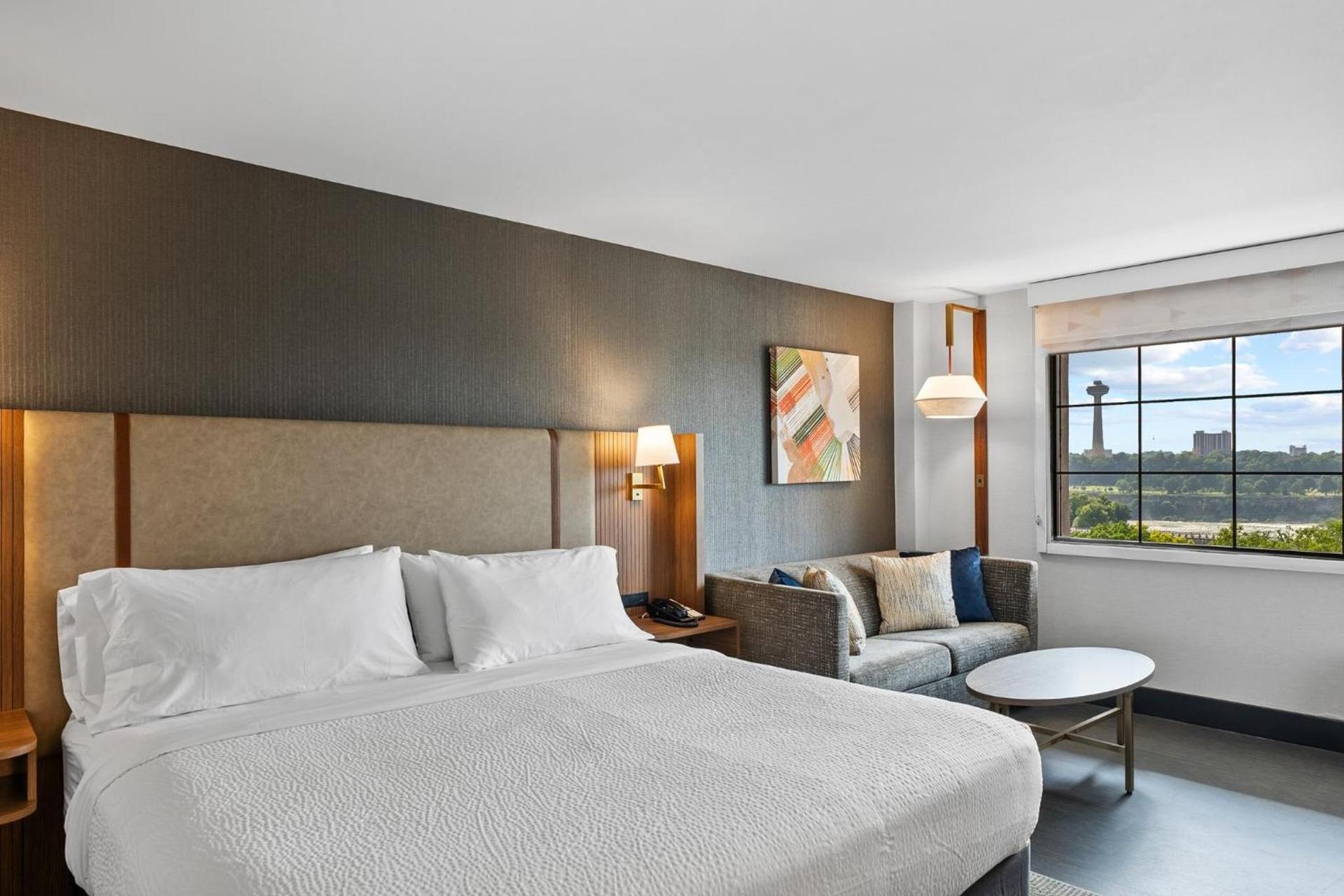 Holiday Inn Niagara Falls State Park Entry by IHG photo 67