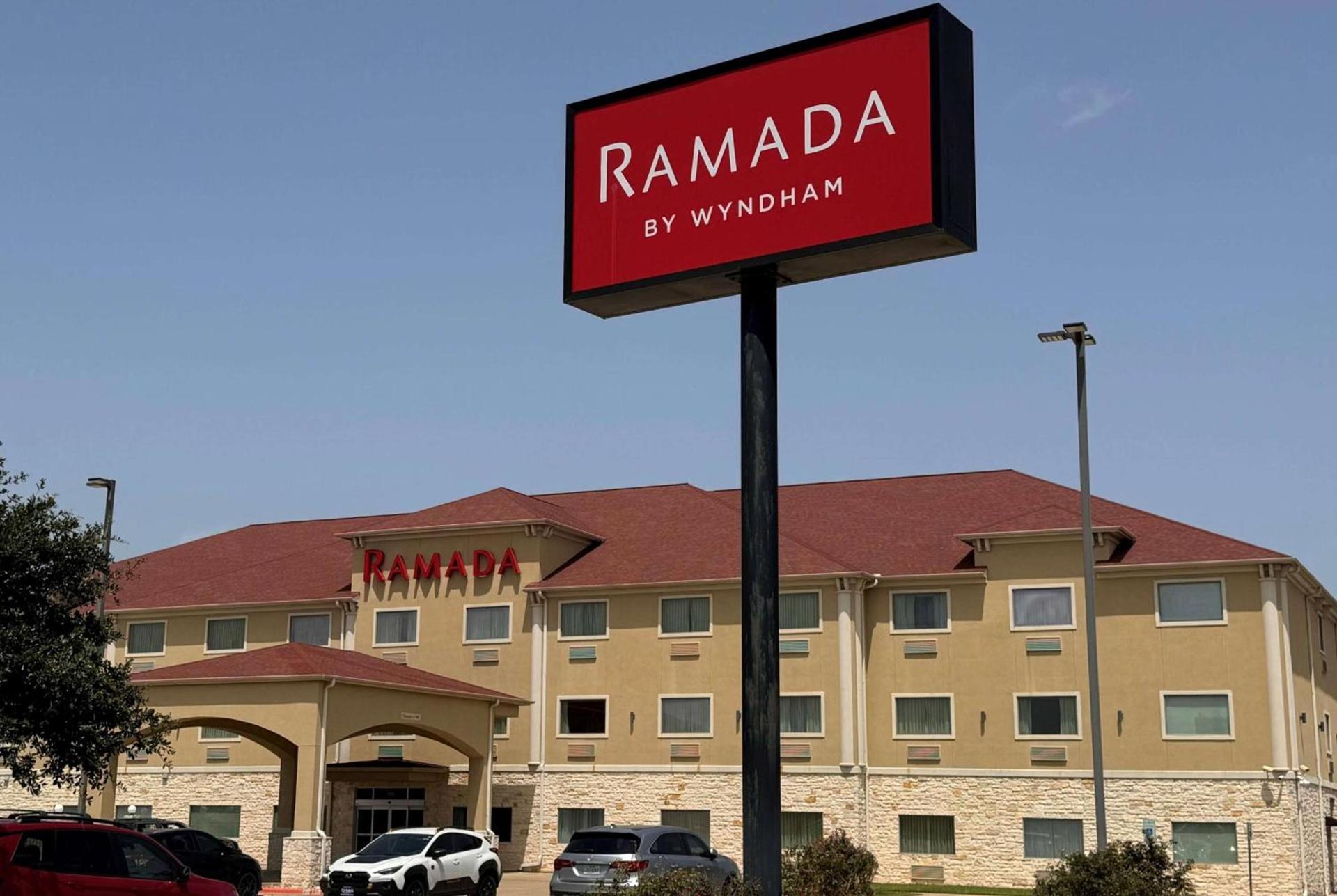 Ramada by Wyndham College Station photo 25