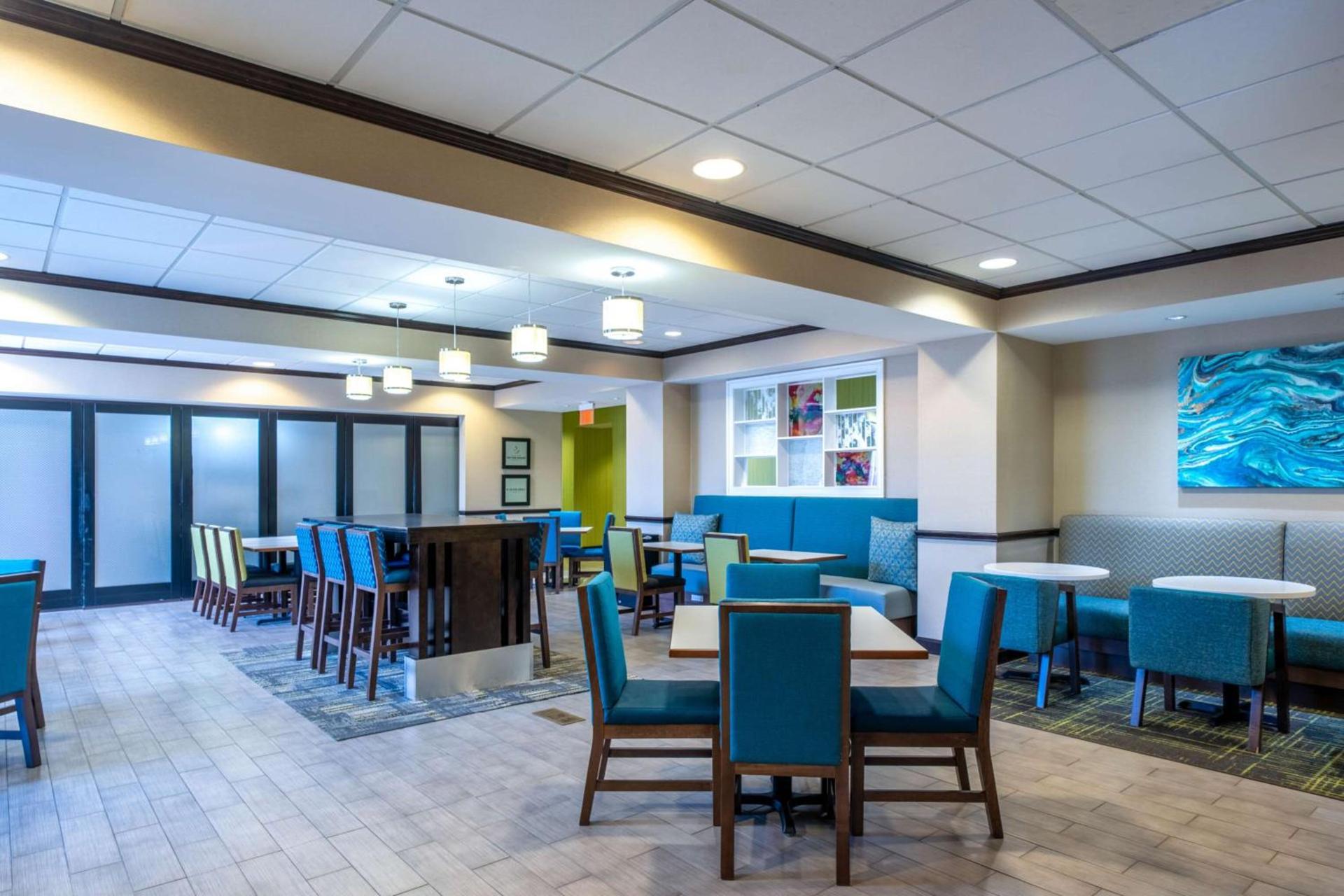 Hampton Inn Dahlgren photo 23