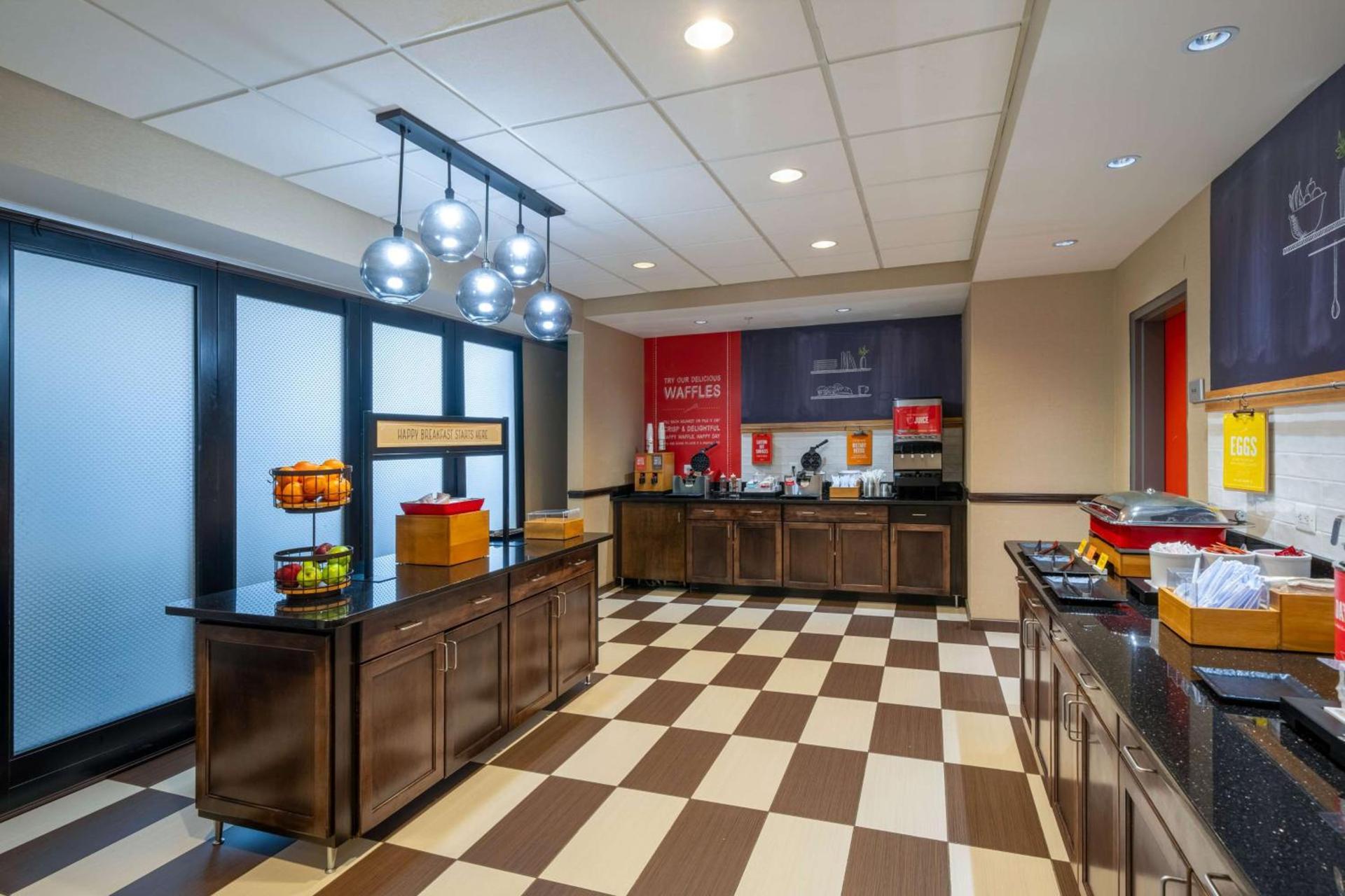 Hampton Inn Dahlgren photo 30