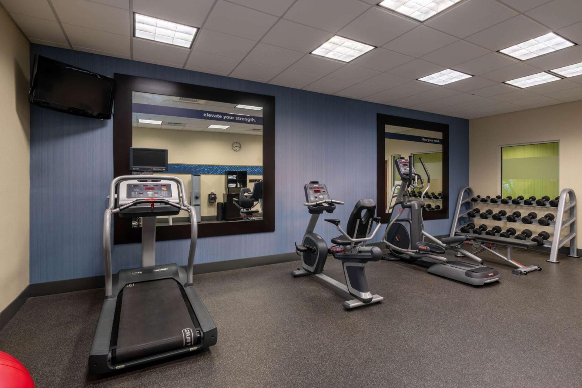 Hampton Inn Dahlgren photo 37