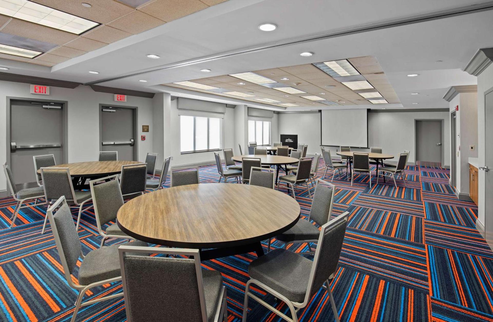 Hampton Inn & Suites Murfreesboro photo 7