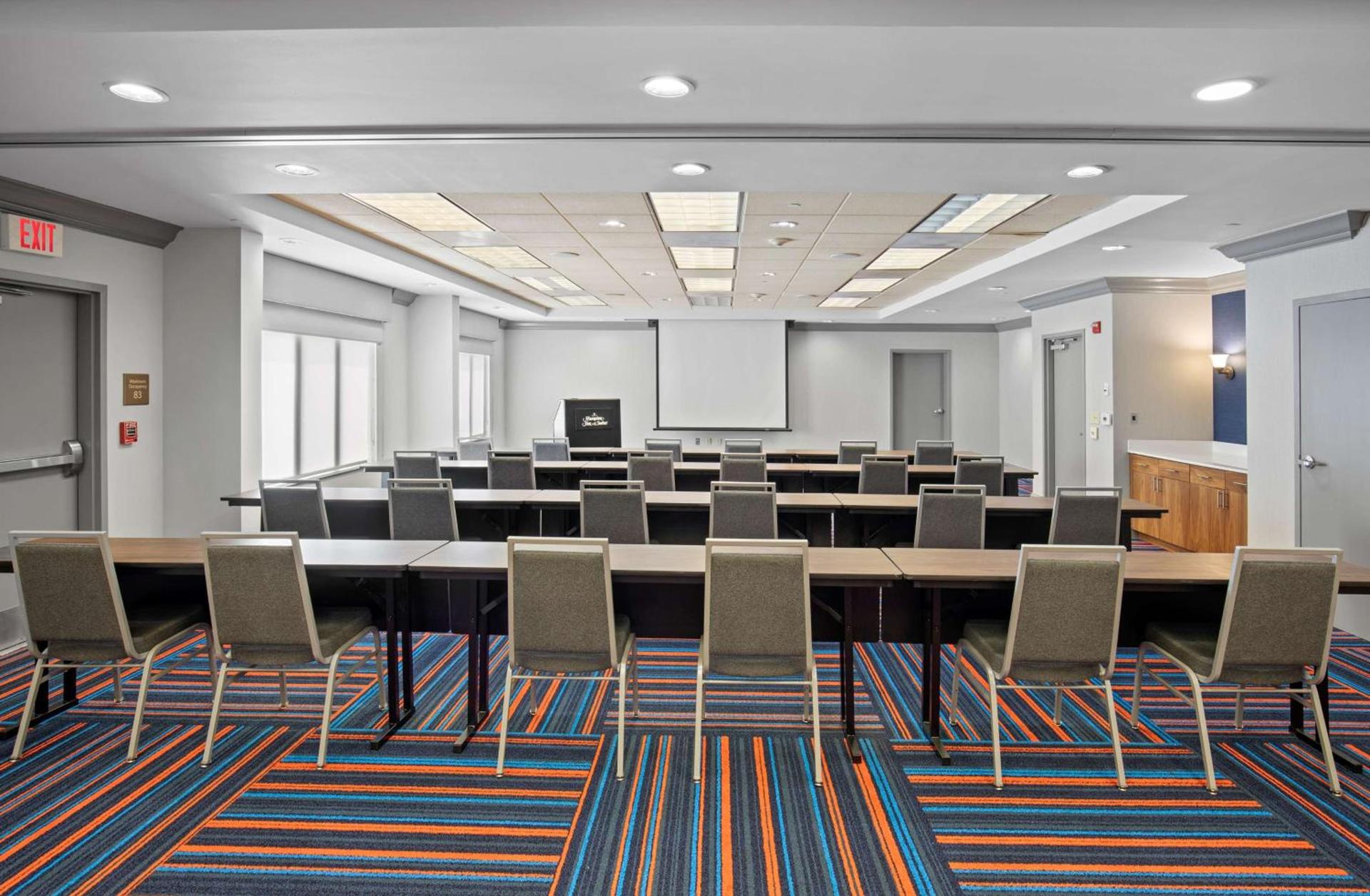 Hampton Inn & Suites Murfreesboro photo 9