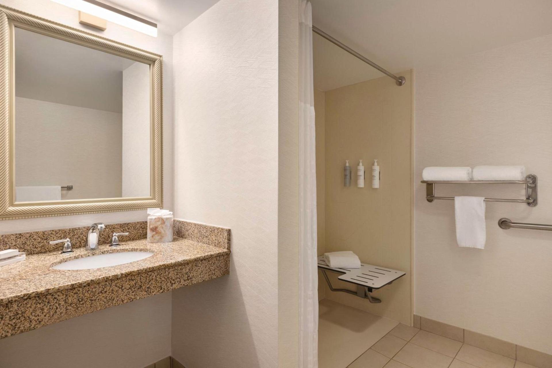 Hilton Garden Inn Fort Myers Airport/FGCU photo 63