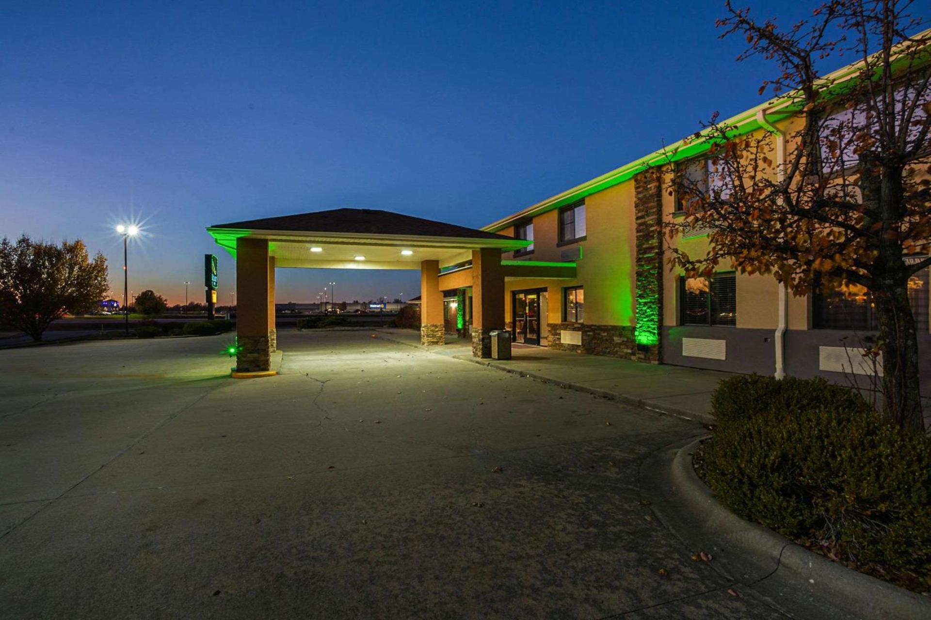 Quality Inn Carbondale University area photo 29