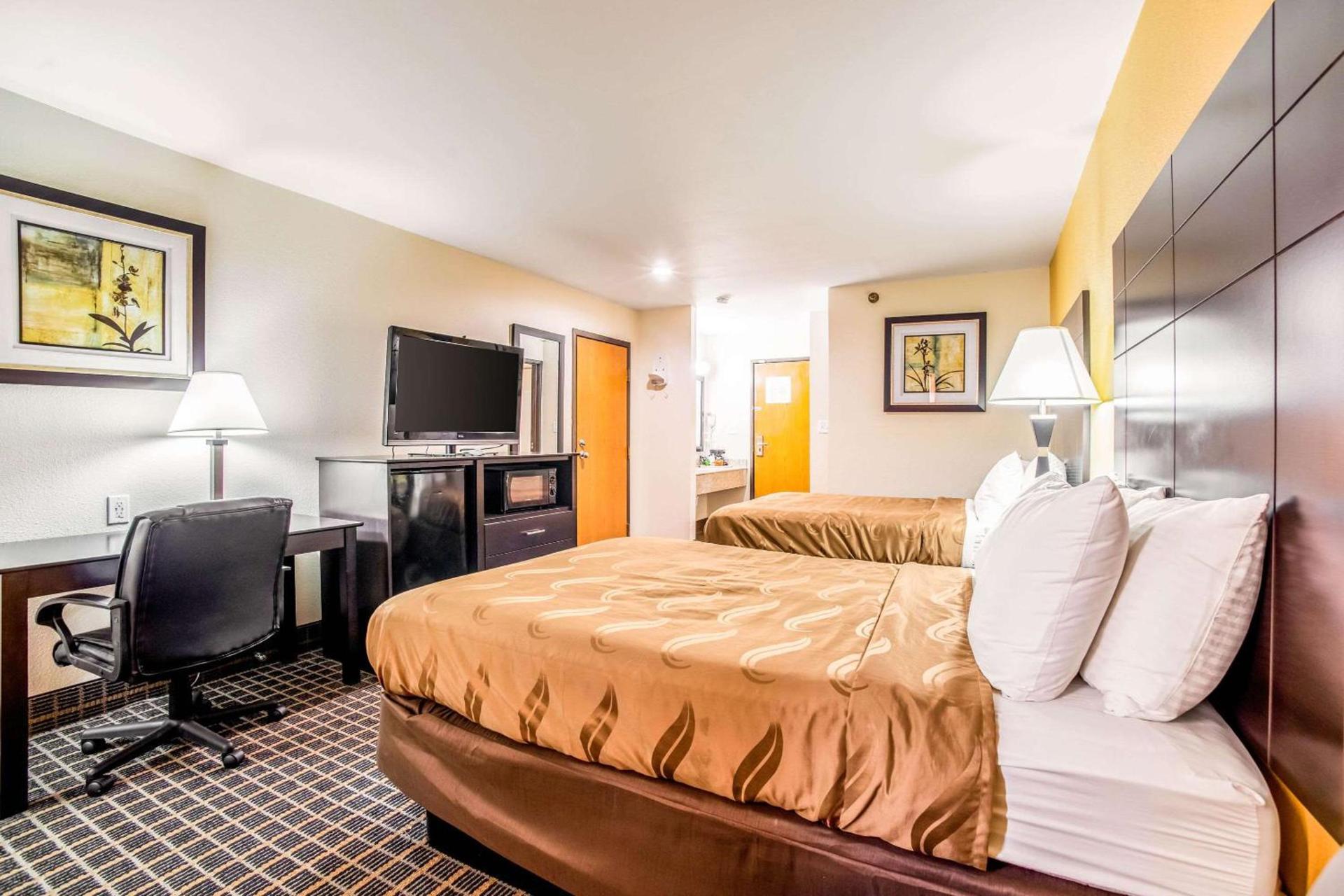 Quality Inn Carbondale University area photo 2