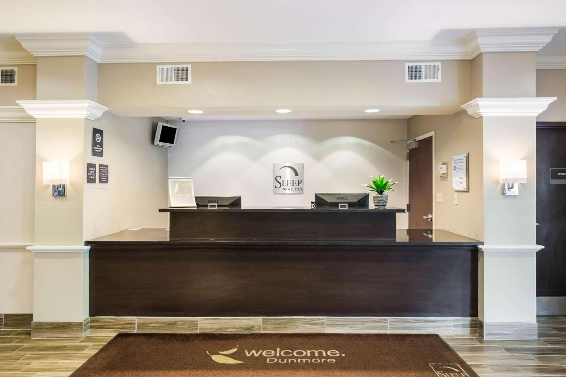 Sleep Inn & Suites Dunmore photo 3