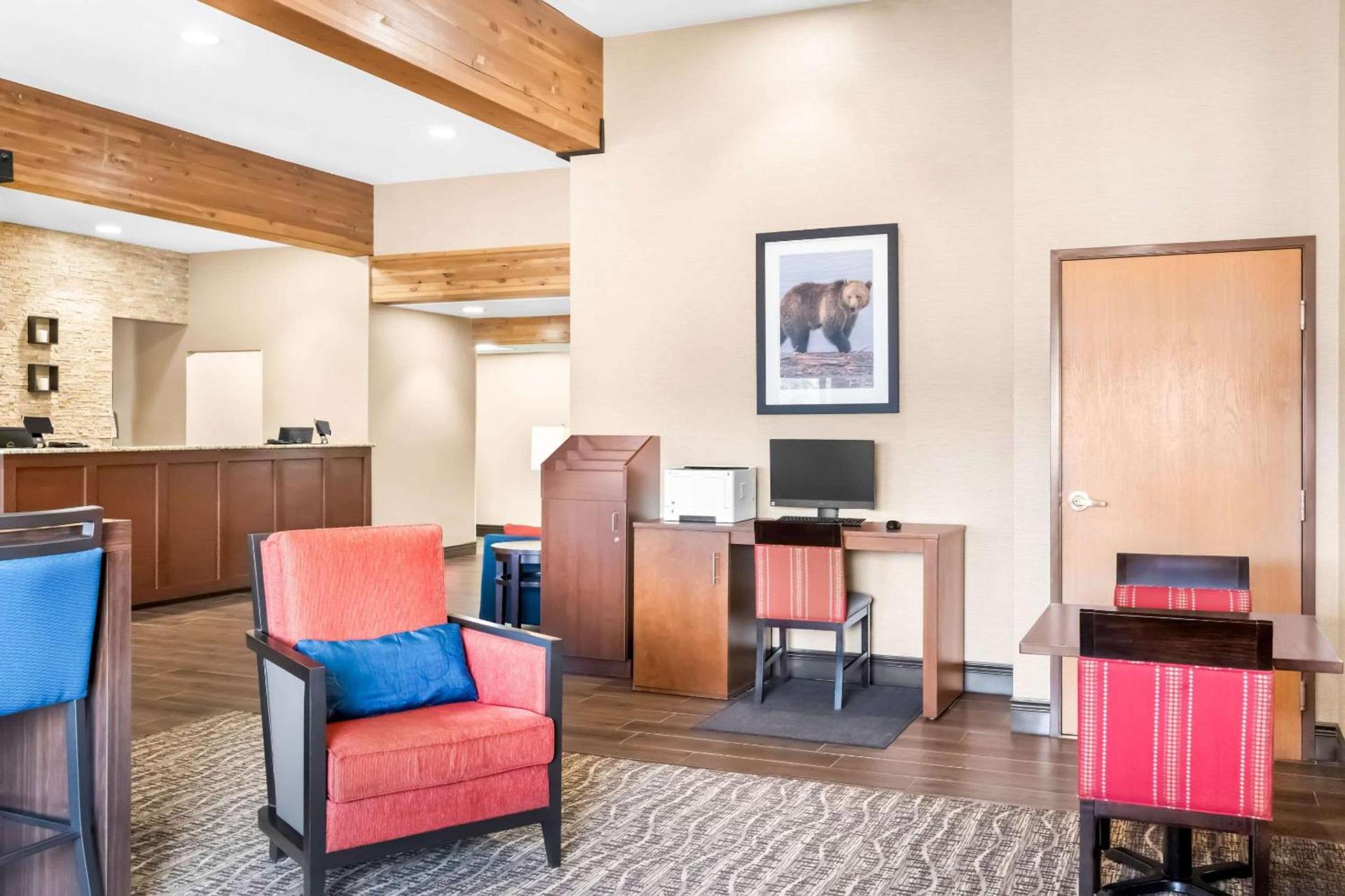 Comfort Inn at Buffalo Bill Village Resort photo 6