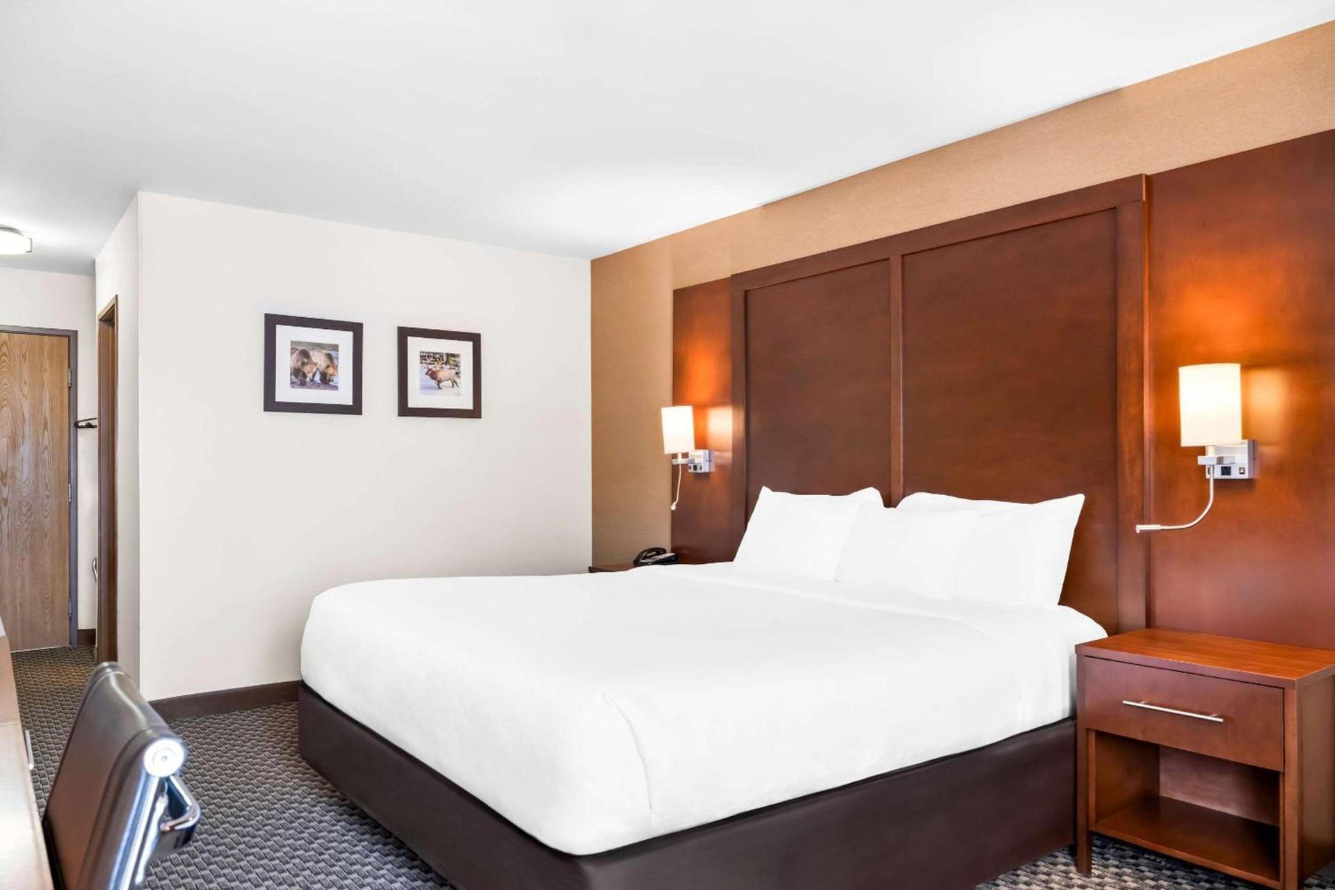 Comfort Inn at Buffalo Bill Village Resort photo 8