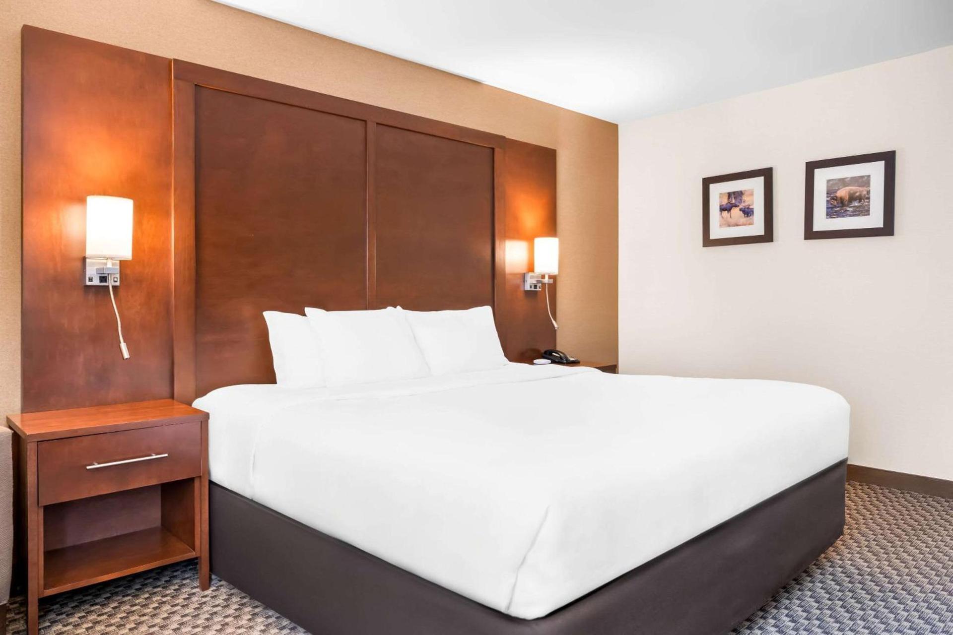 Comfort Inn at Buffalo Bill Village Resort photo 15