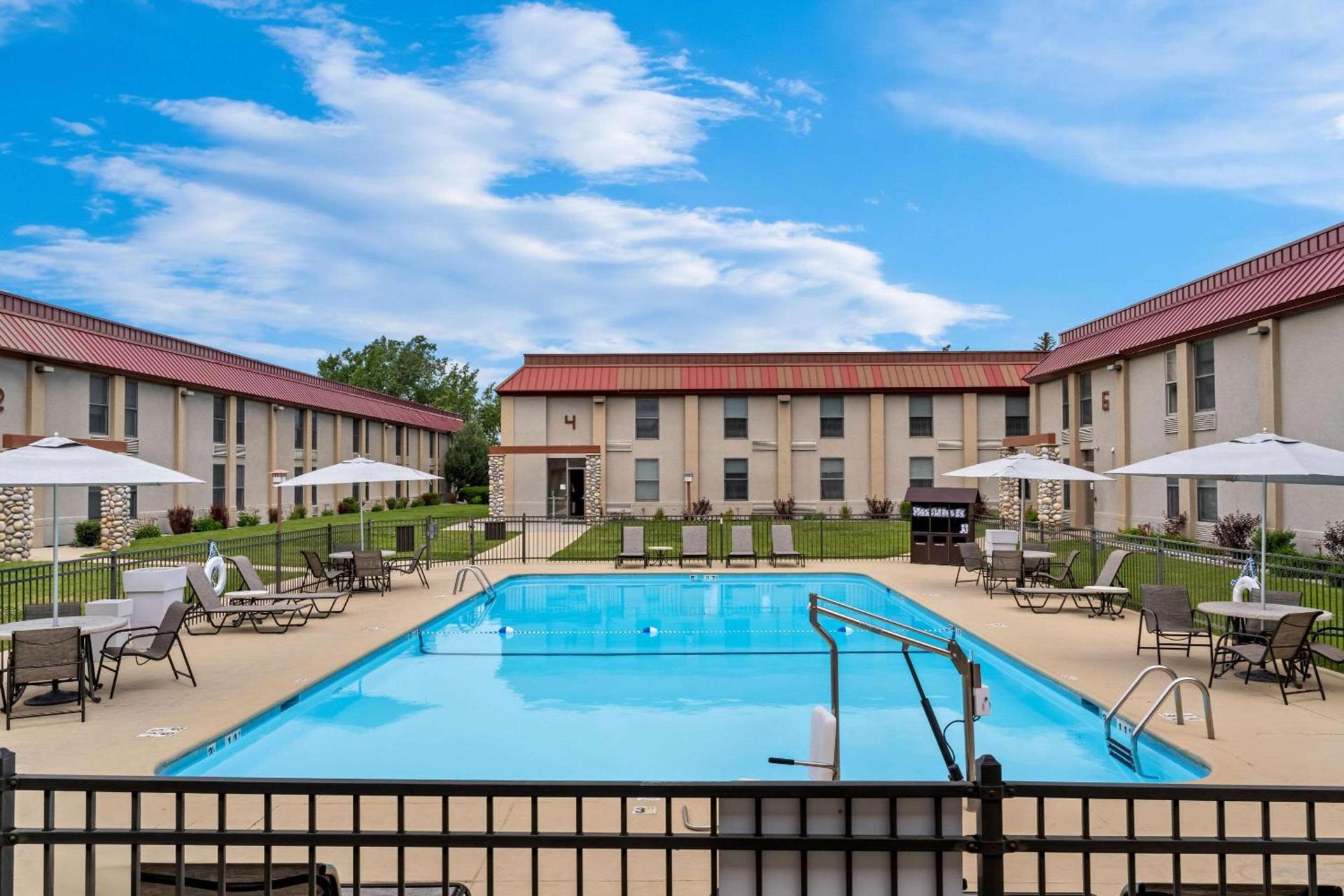 Comfort Inn at Buffalo Bill Village Resort photo 26