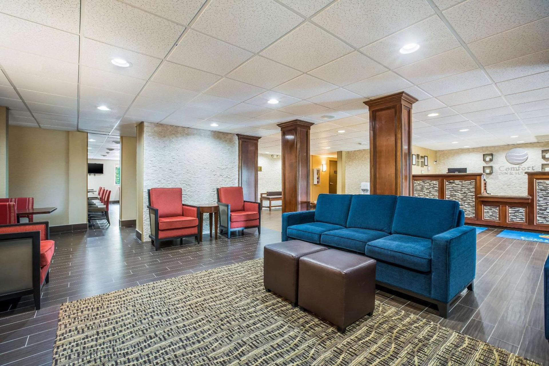 Comfort Inn & Suites Fairborn near Wright Patterson AFB photo 5