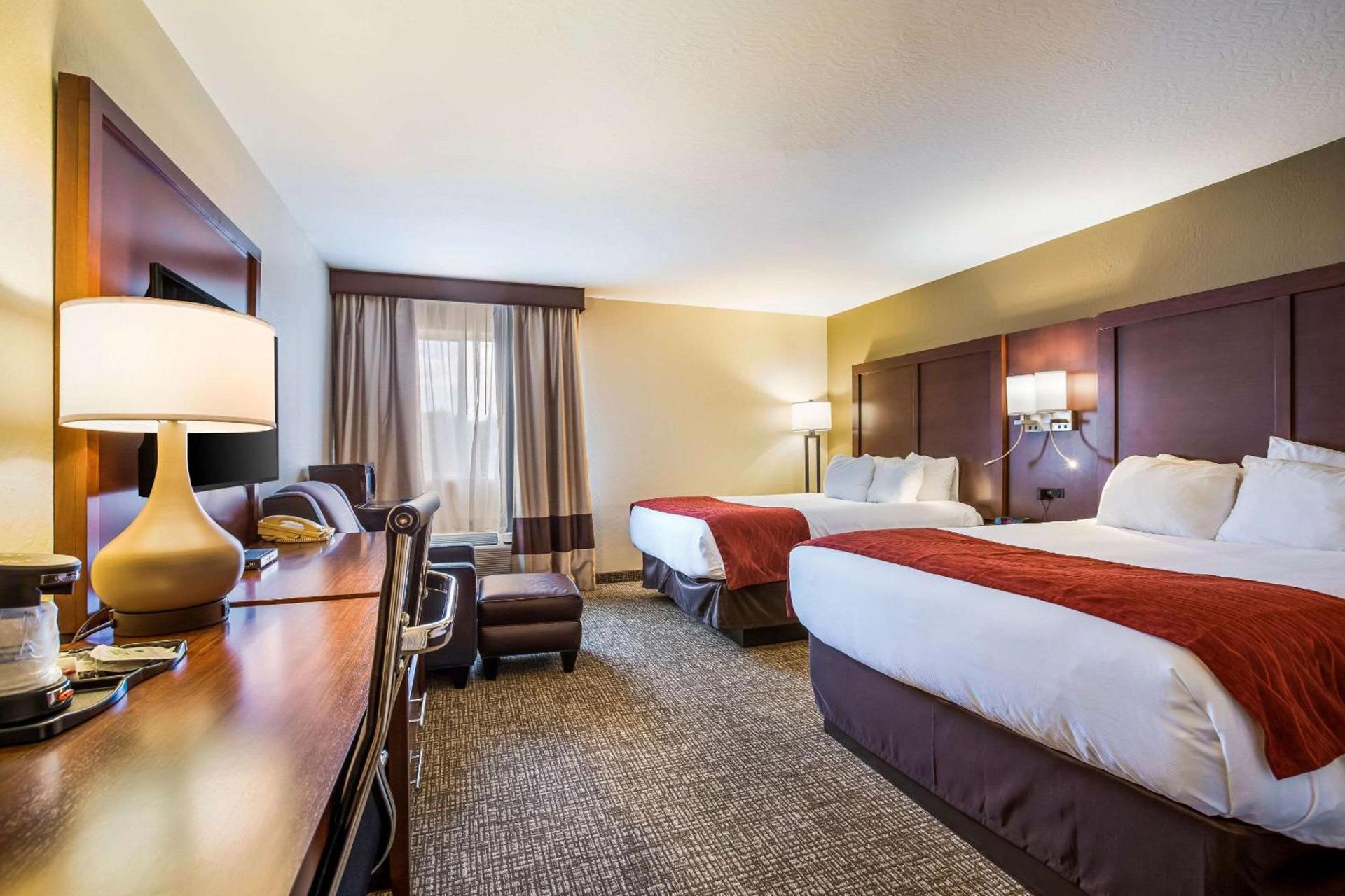 Comfort Inn & Suites Fairborn near Wright Patterson AFB photo 11
