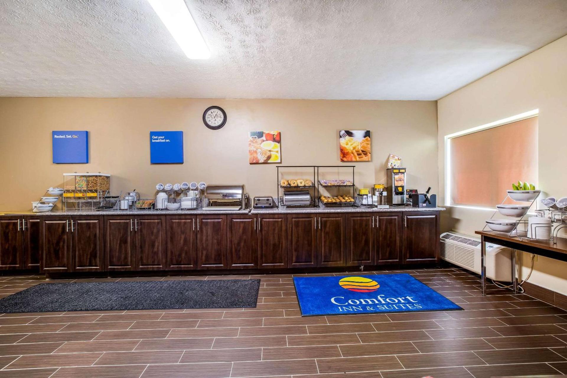 Comfort Inn & Suites Fairborn near Wright Patterson AFB photo 39