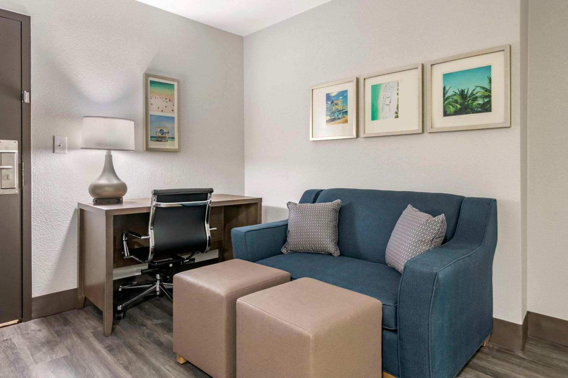 Comfort Inn & Suites Downtown Brickell-Port of Miami photo 8
