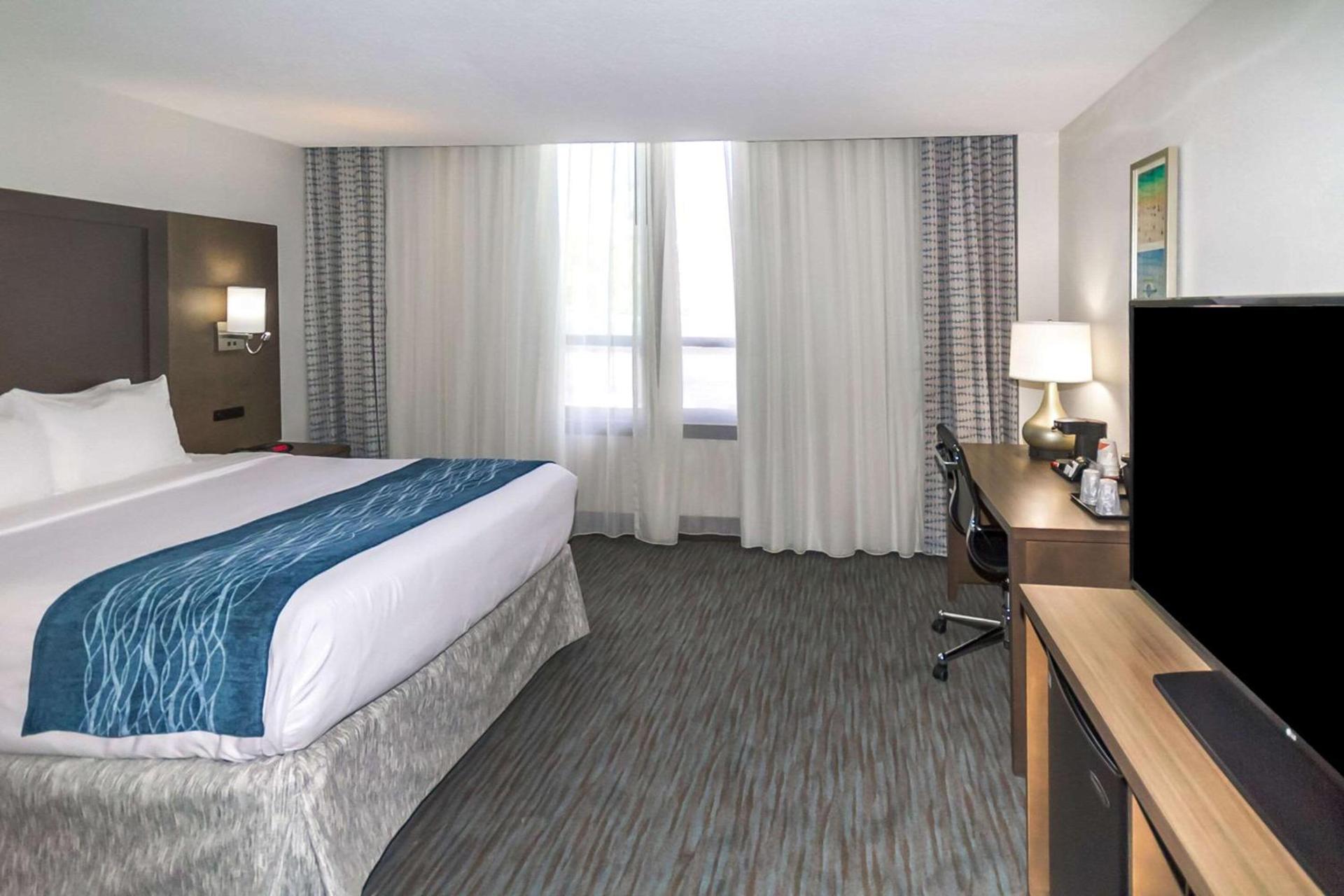 Comfort Inn & Suites Downtown Brickell-Port of Miami photo 11
