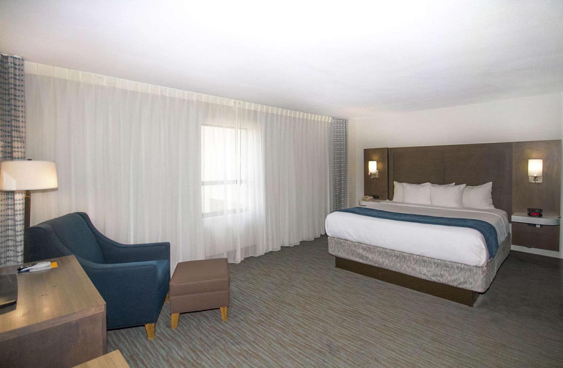 Comfort Inn & Suites Downtown Brickell-Port of Miami photo 10