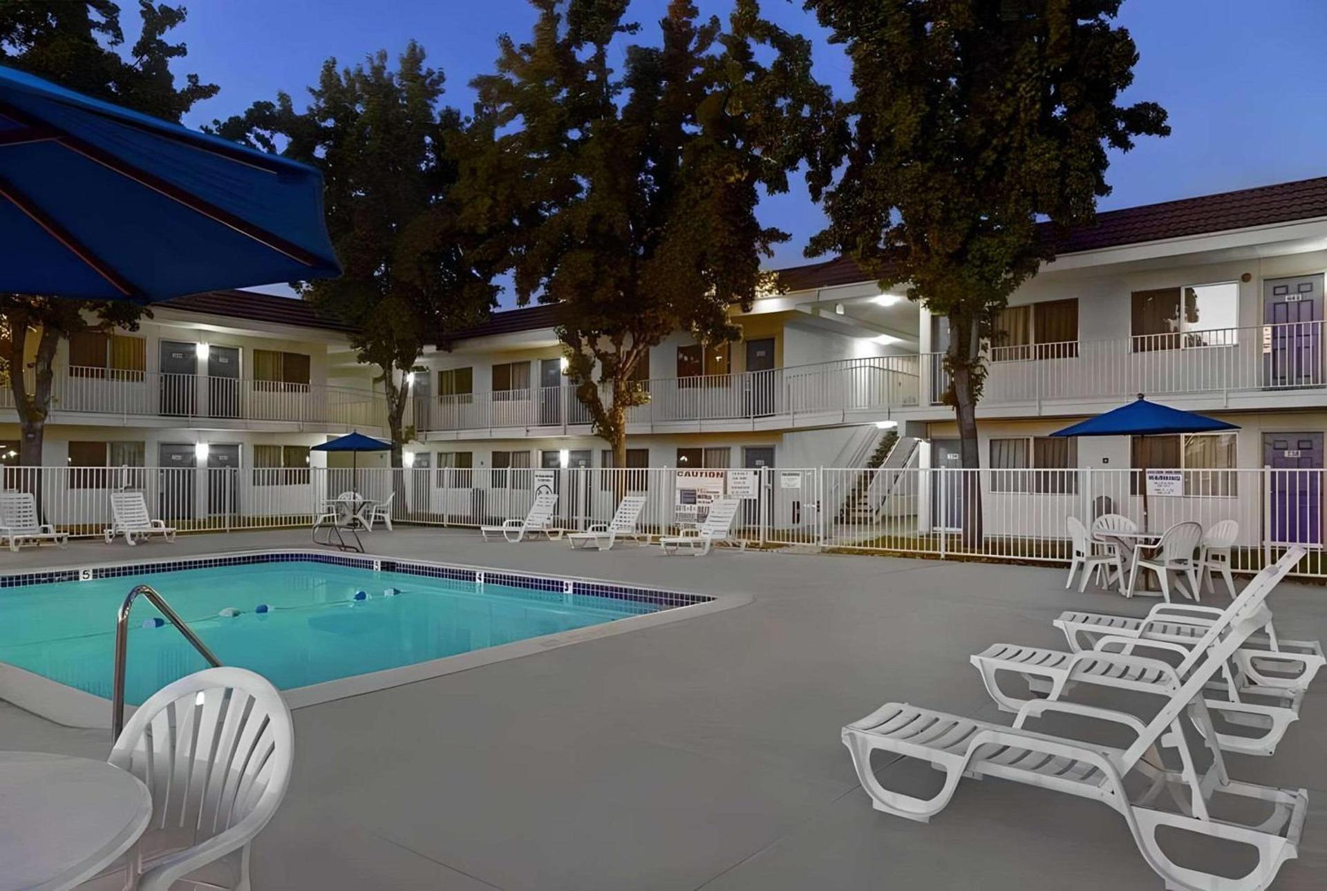 Park Inn by Radisson, San Jose photo 17