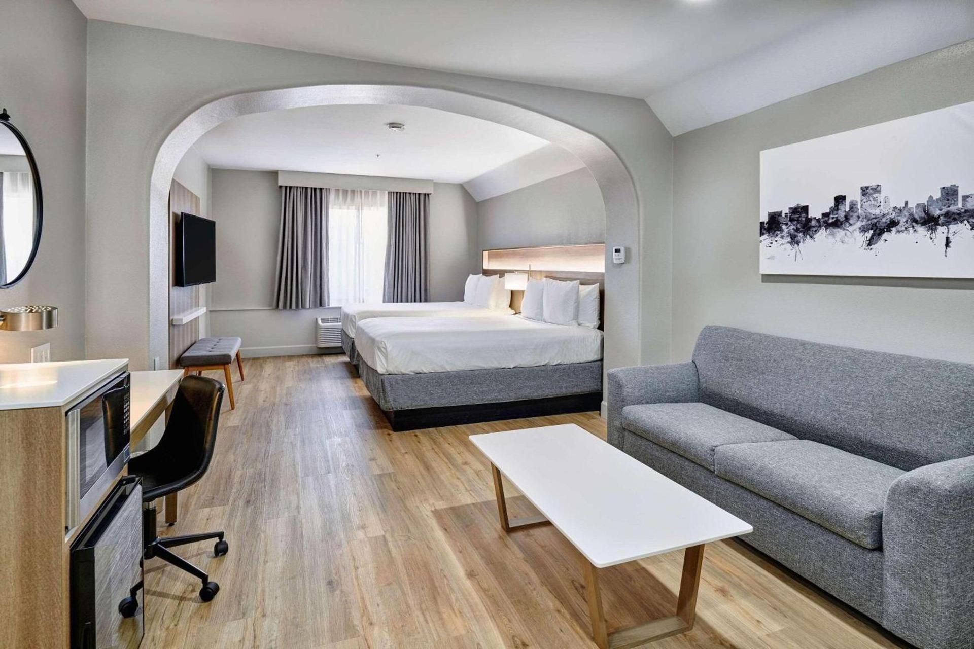 Radisson Hotel El Paso Airport photo 4