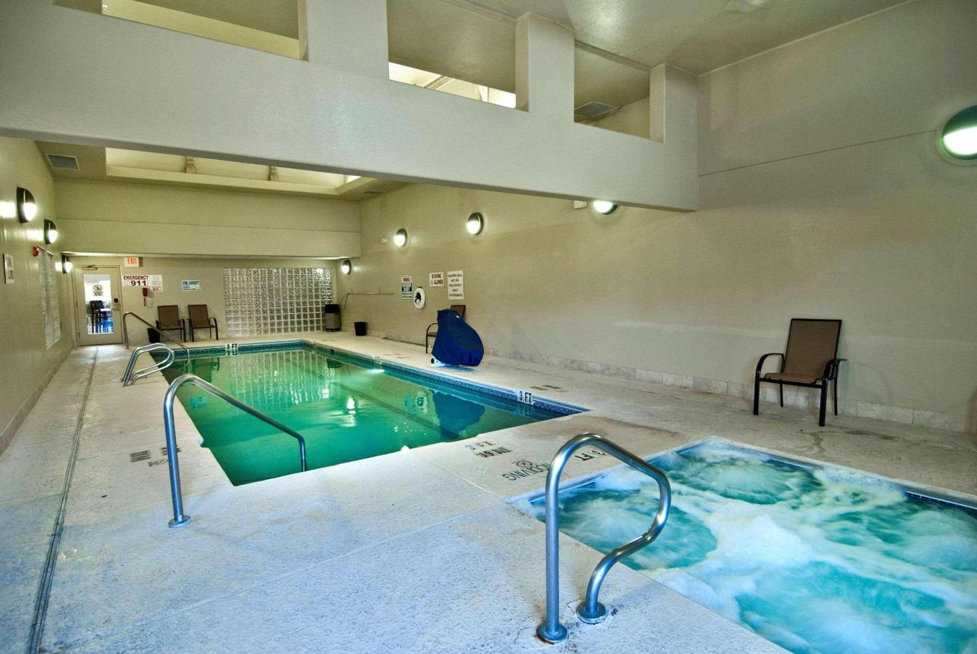 Radisson Hotel El Paso Airport photo 16