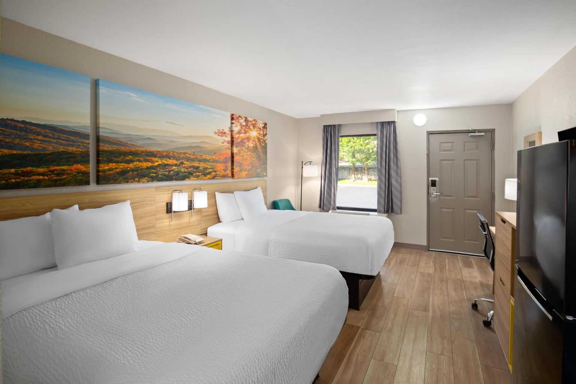Days Inn by Wyndham Helen photo 44