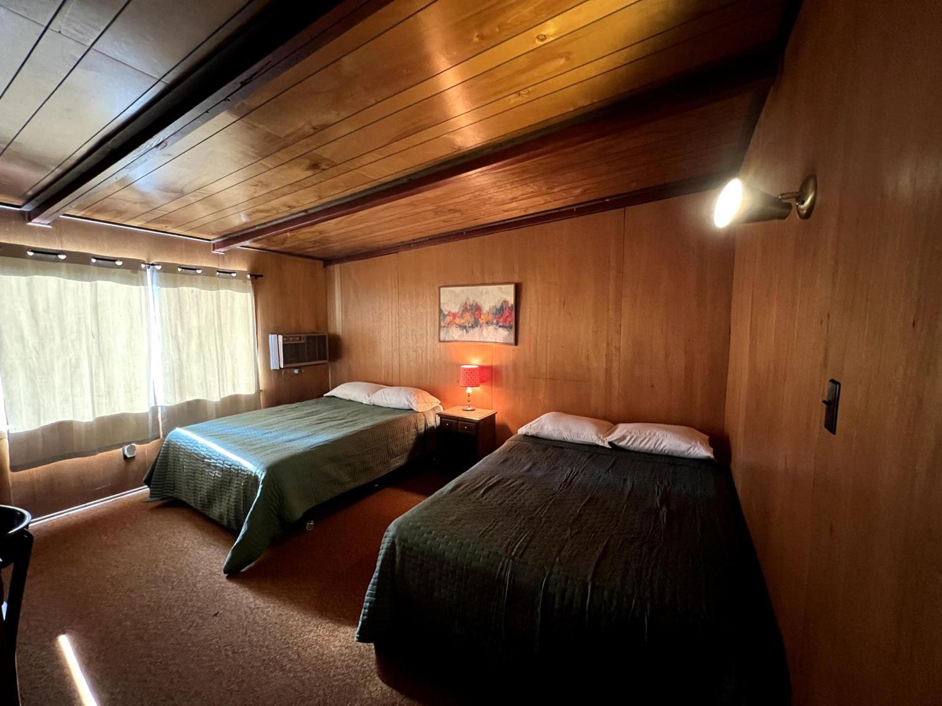 The Lodge at LPL photo 55