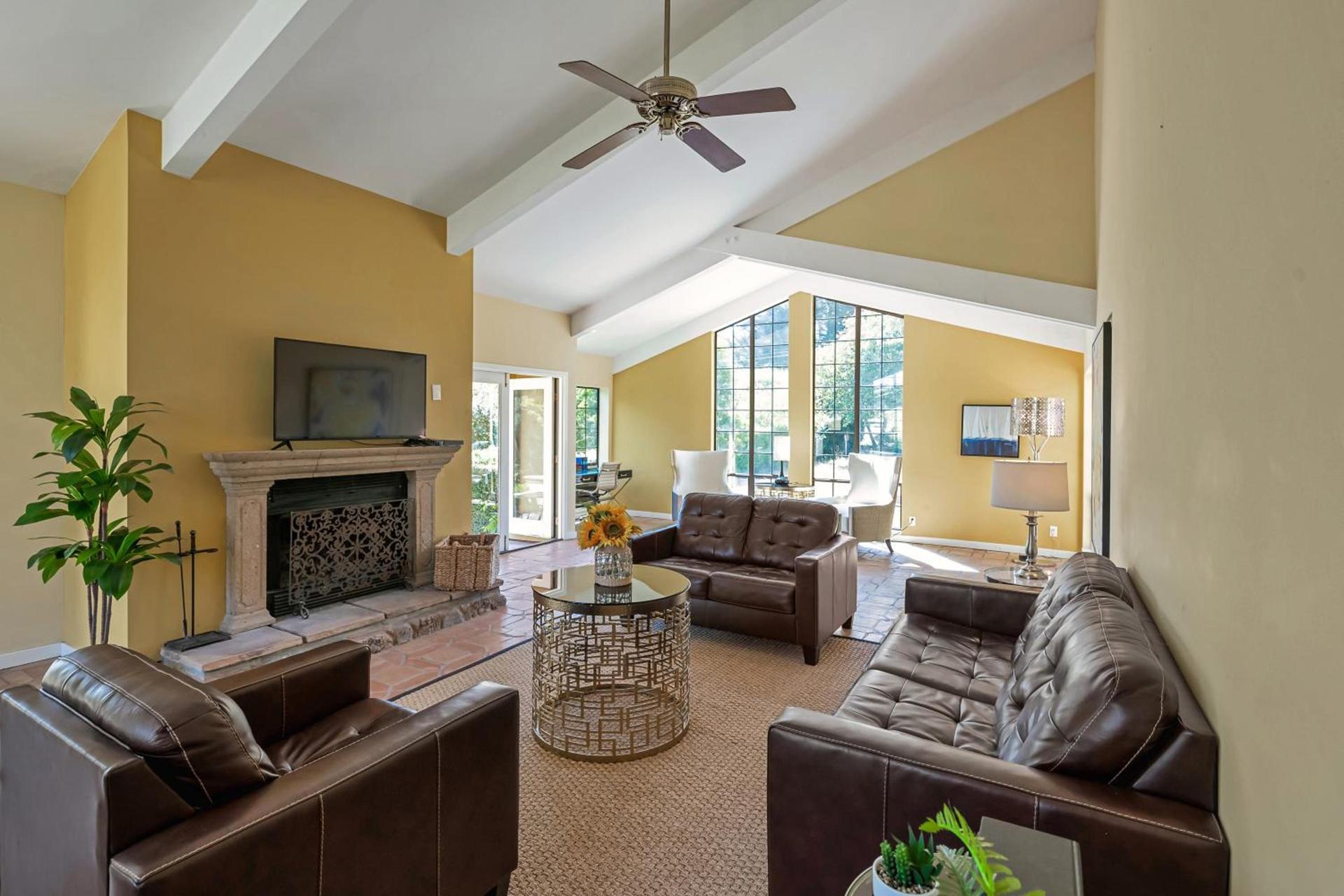 Sonoma Coast Villa photo 9