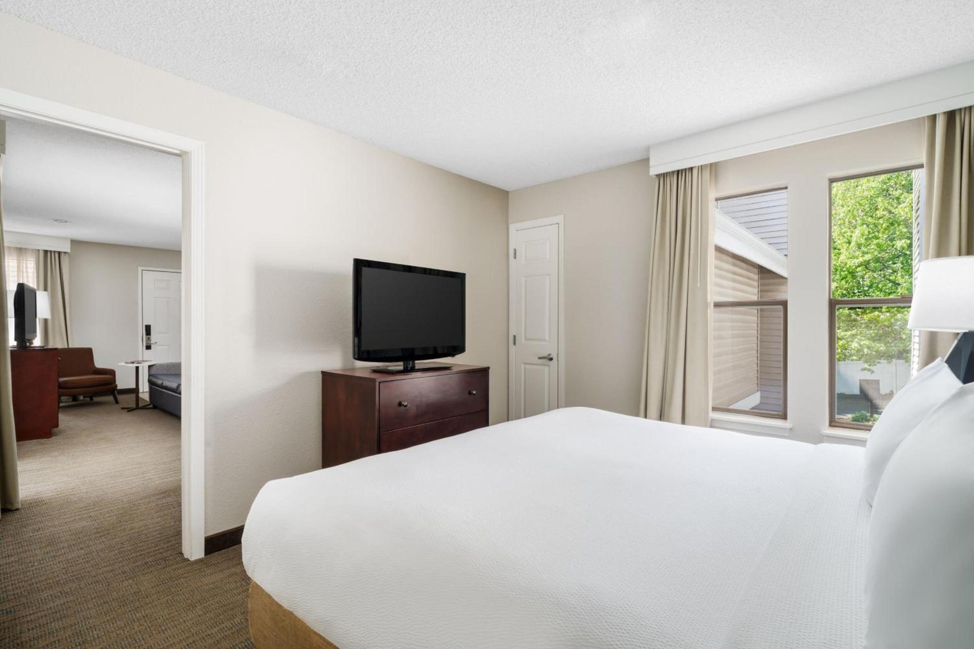 Residence Inn by Marriott Seattle/Bellevue photo 43