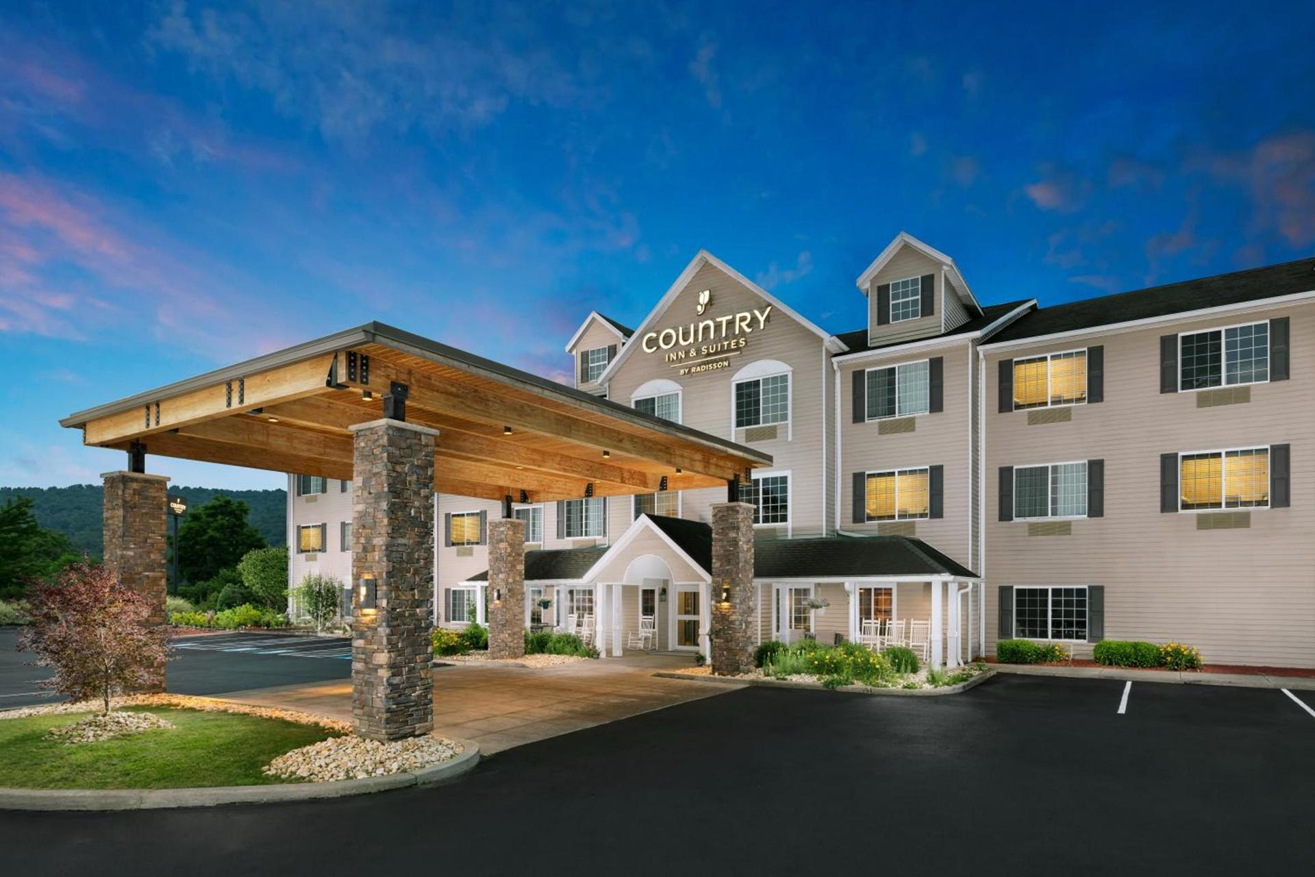 Country Inn & Suites by Radisson, Big Flats (Elmira), NY photo 43
