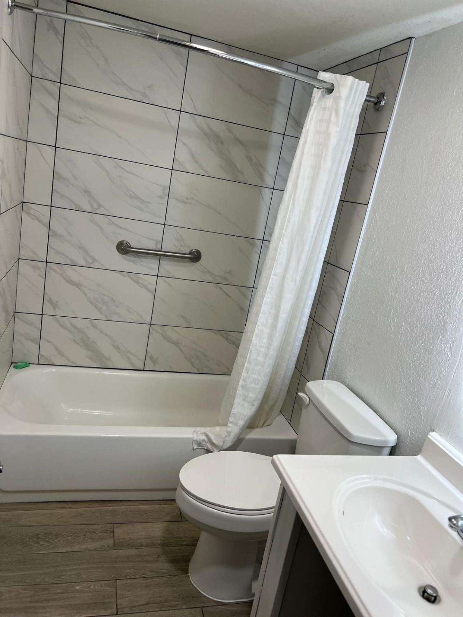 Travelodge by Wyndham Gallipolis photo 16