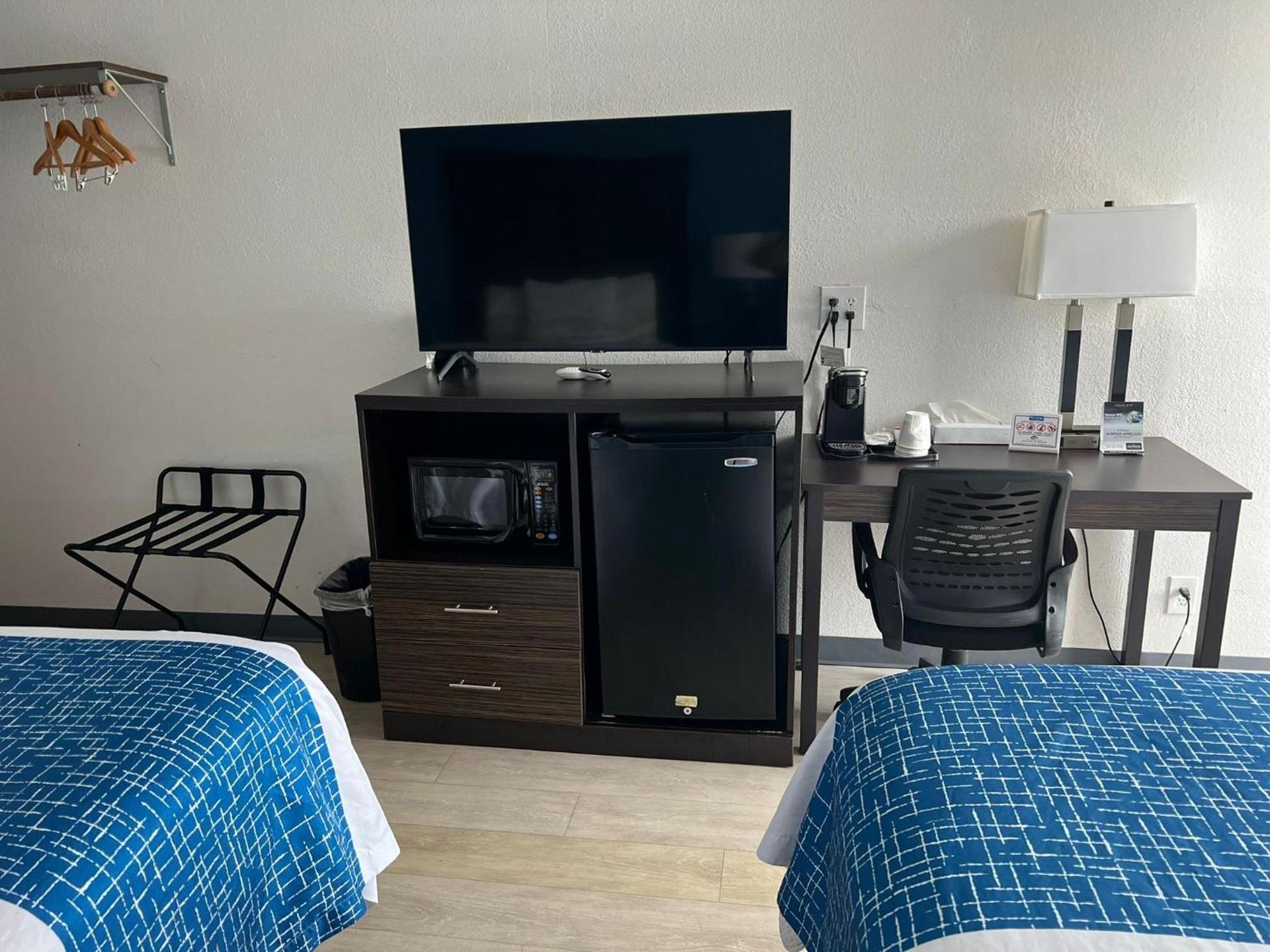 Travelodge by Wyndham Gallipolis photo 10