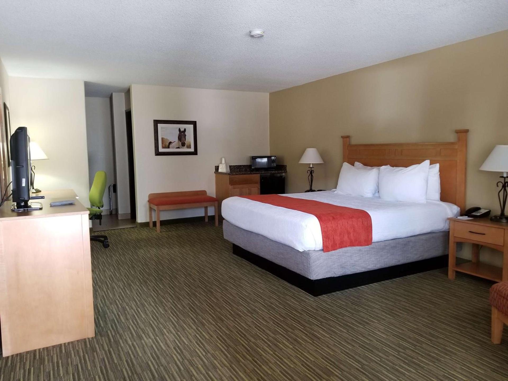 Best Western Paint Pony Lodge photo 30