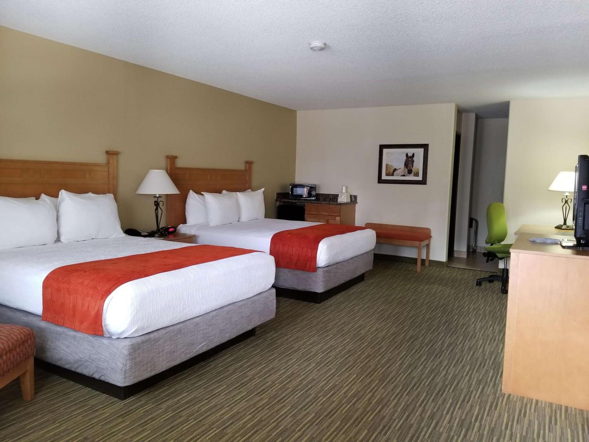 Best Western Paint Pony Lodge photo 32