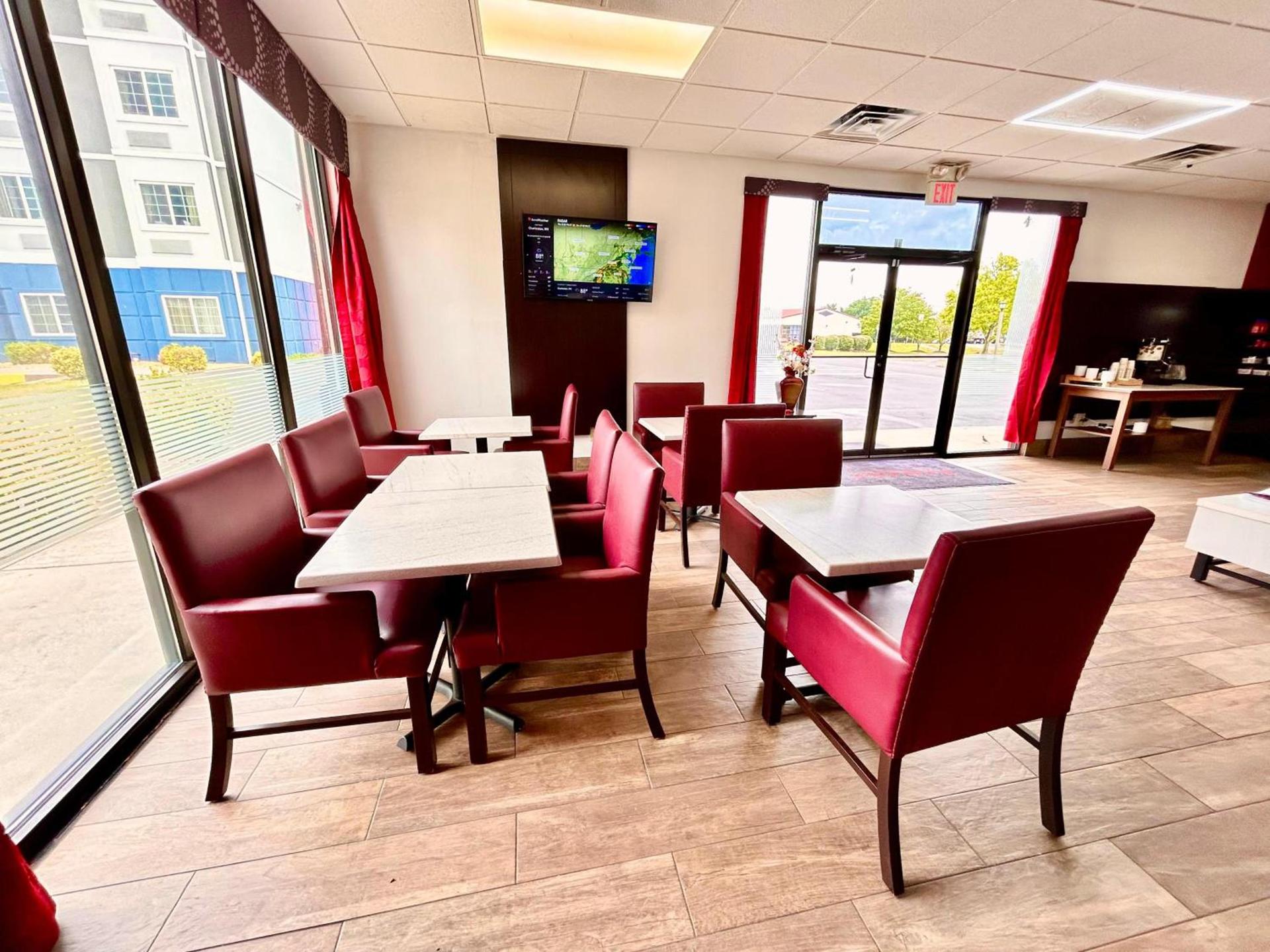 Ramada by Wyndham Harrisonburg photo 30