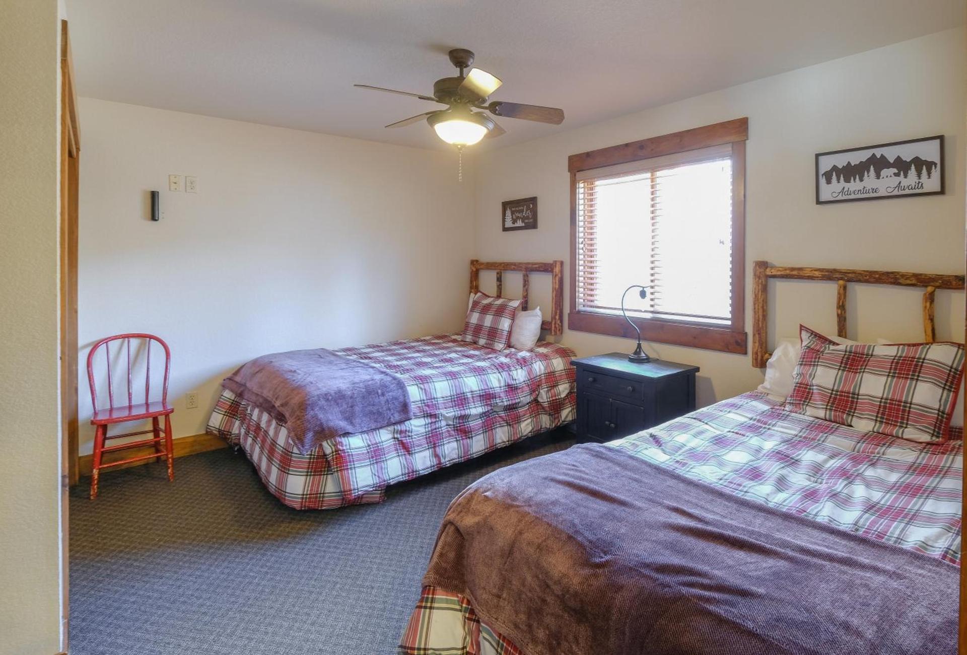 The Loose Moose Lodge photo 13