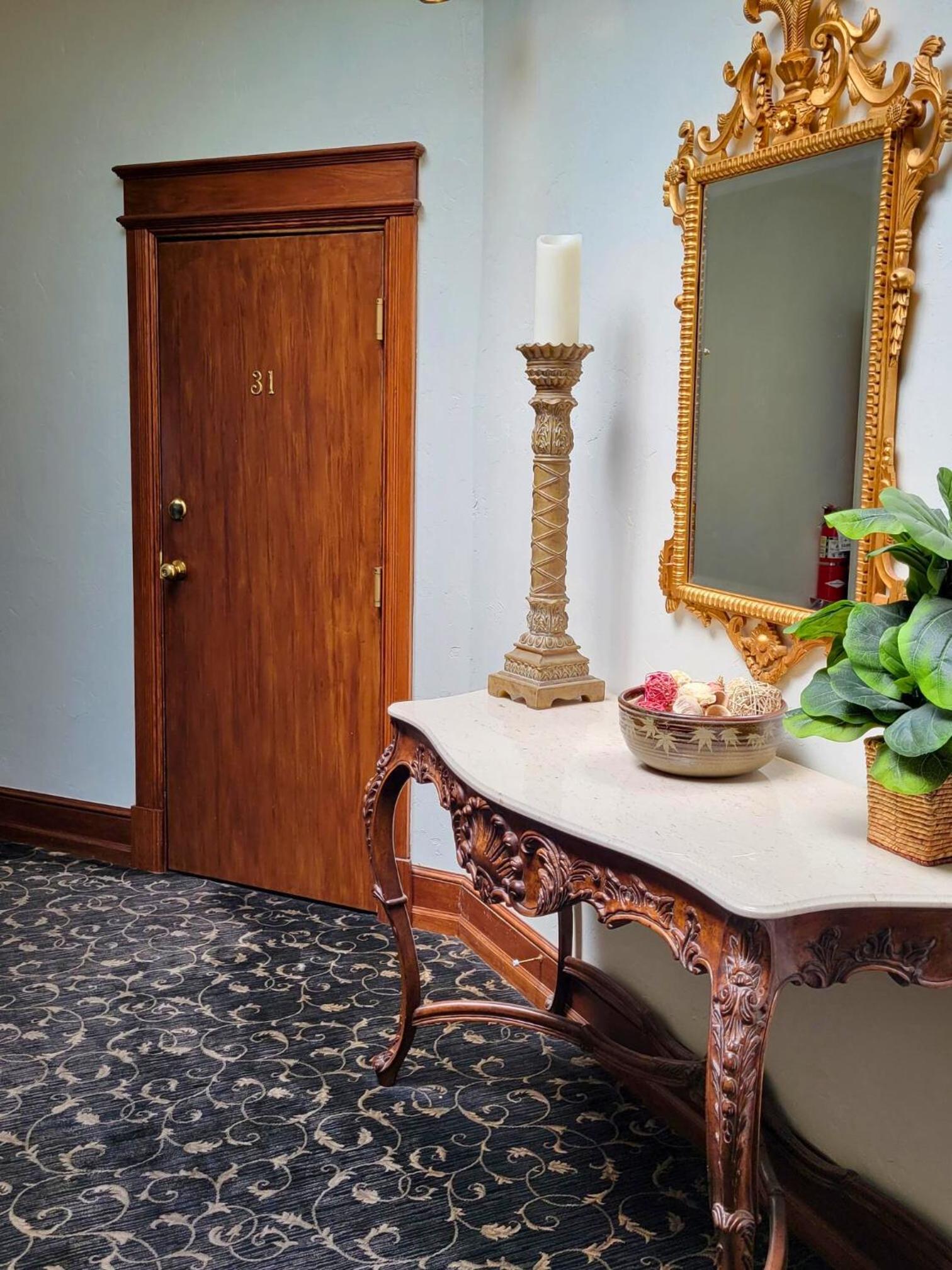 Altland House Inn & Suites photo 2