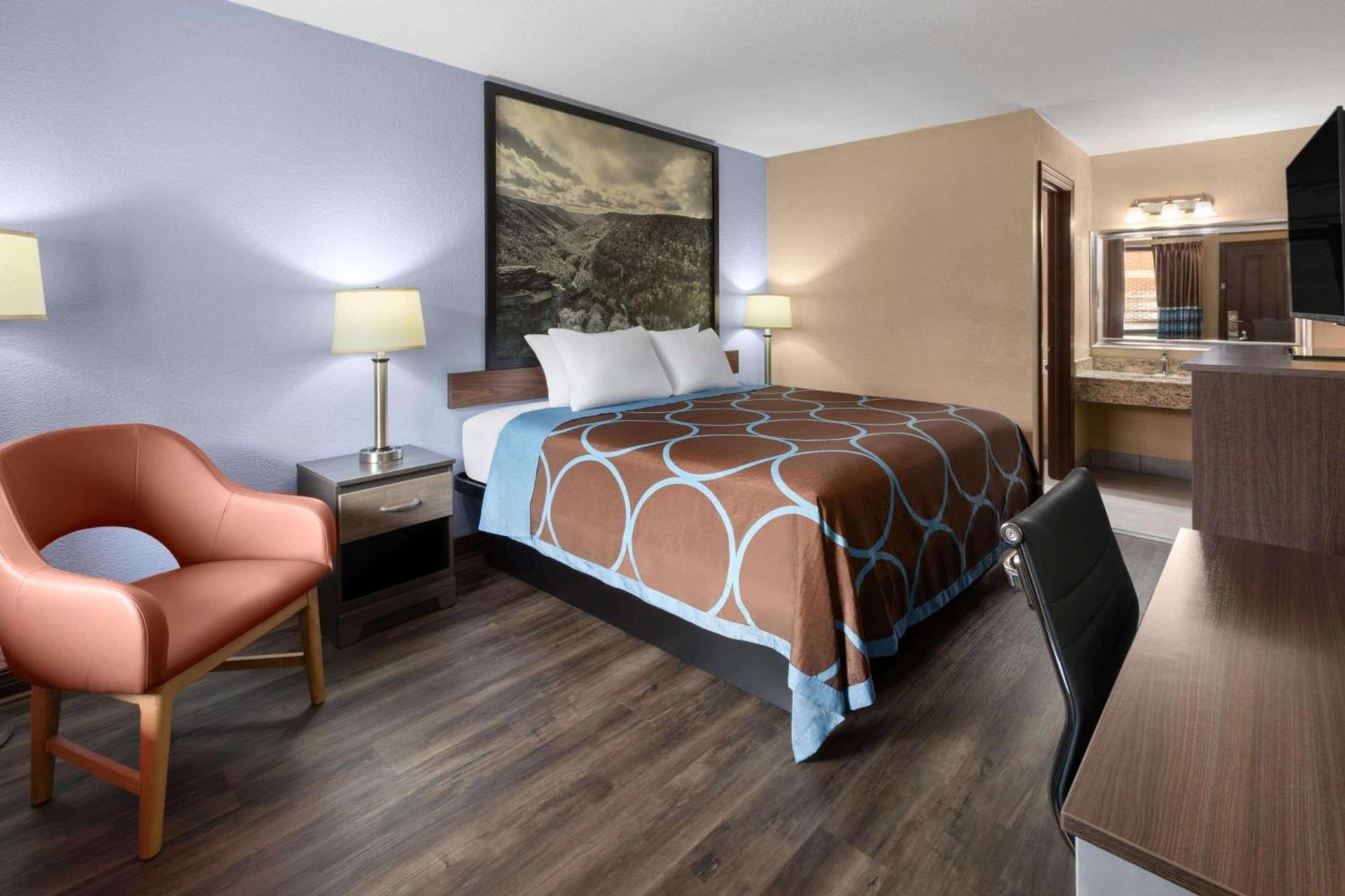Super 8 by Wyndham Bridgeport/Clarksburg Area photo 26