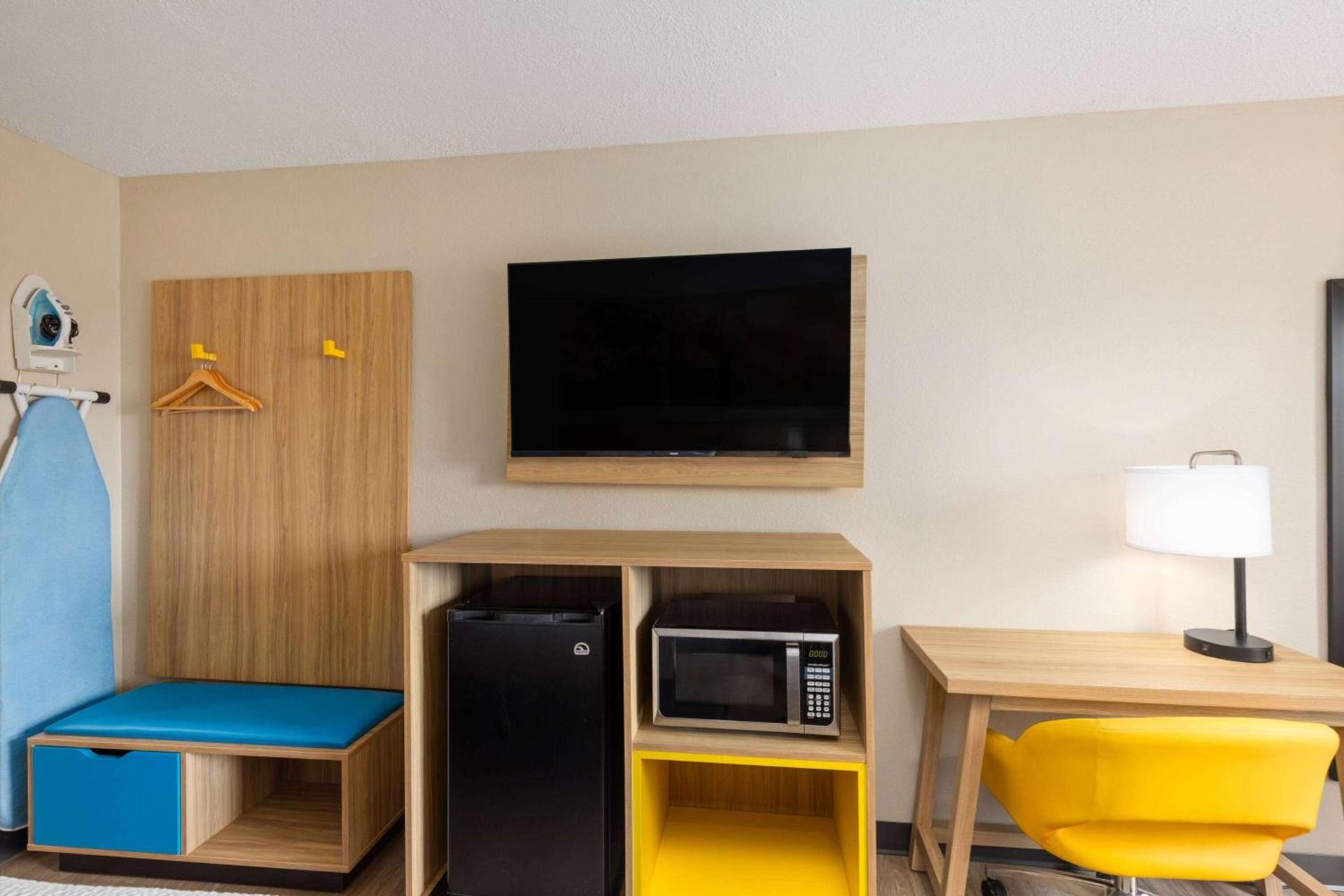 Days Inn by Wyndham Glasgow photo 11