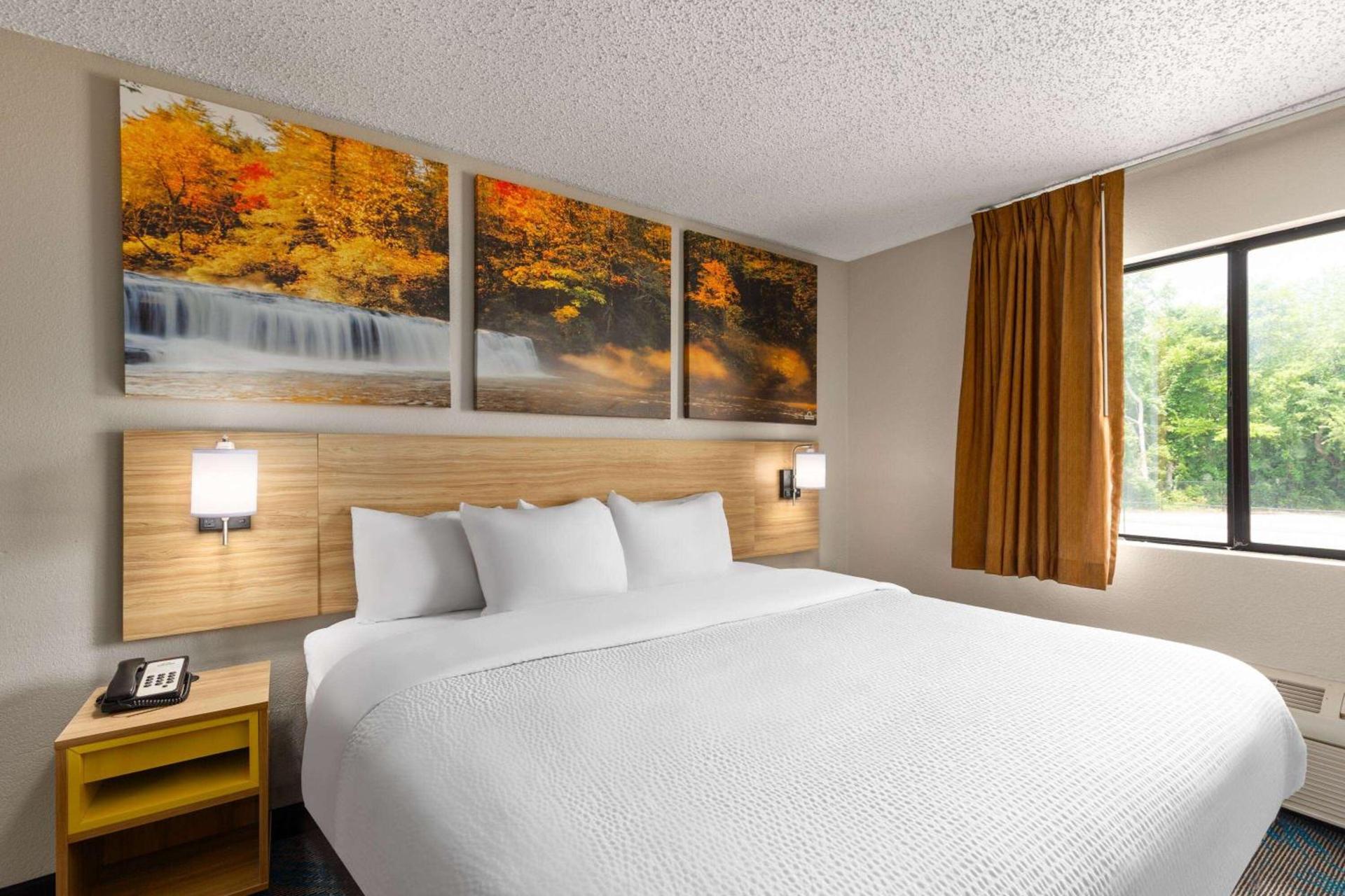 Days Inn by Wyndham Glasgow photo 17