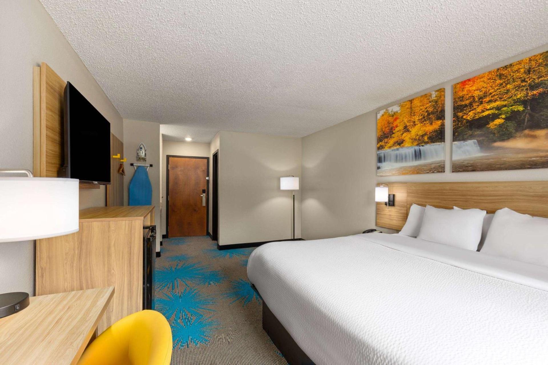 Days Inn by Wyndham Glasgow photo 18