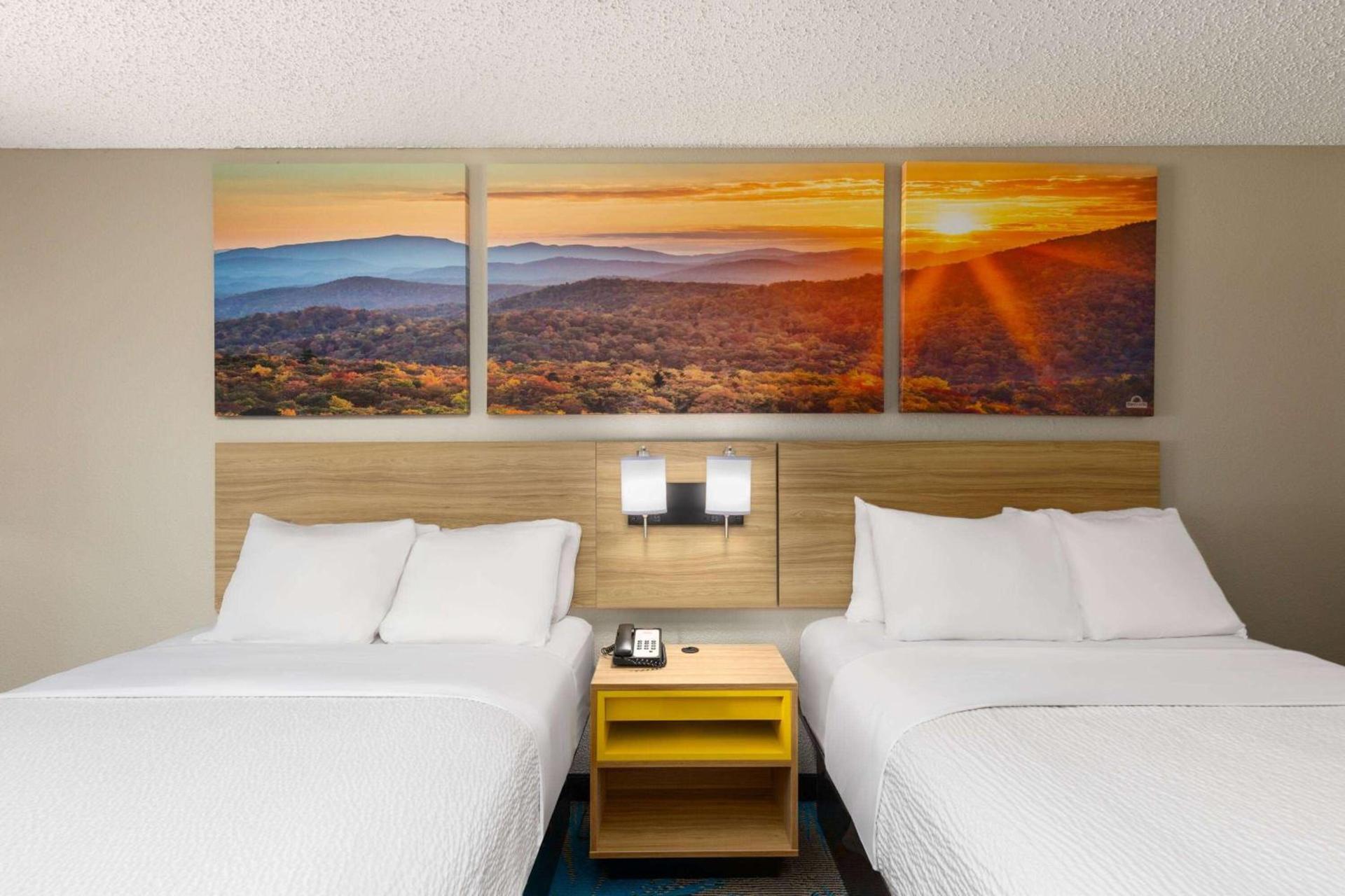 Days Inn by Wyndham Glasgow photo 22