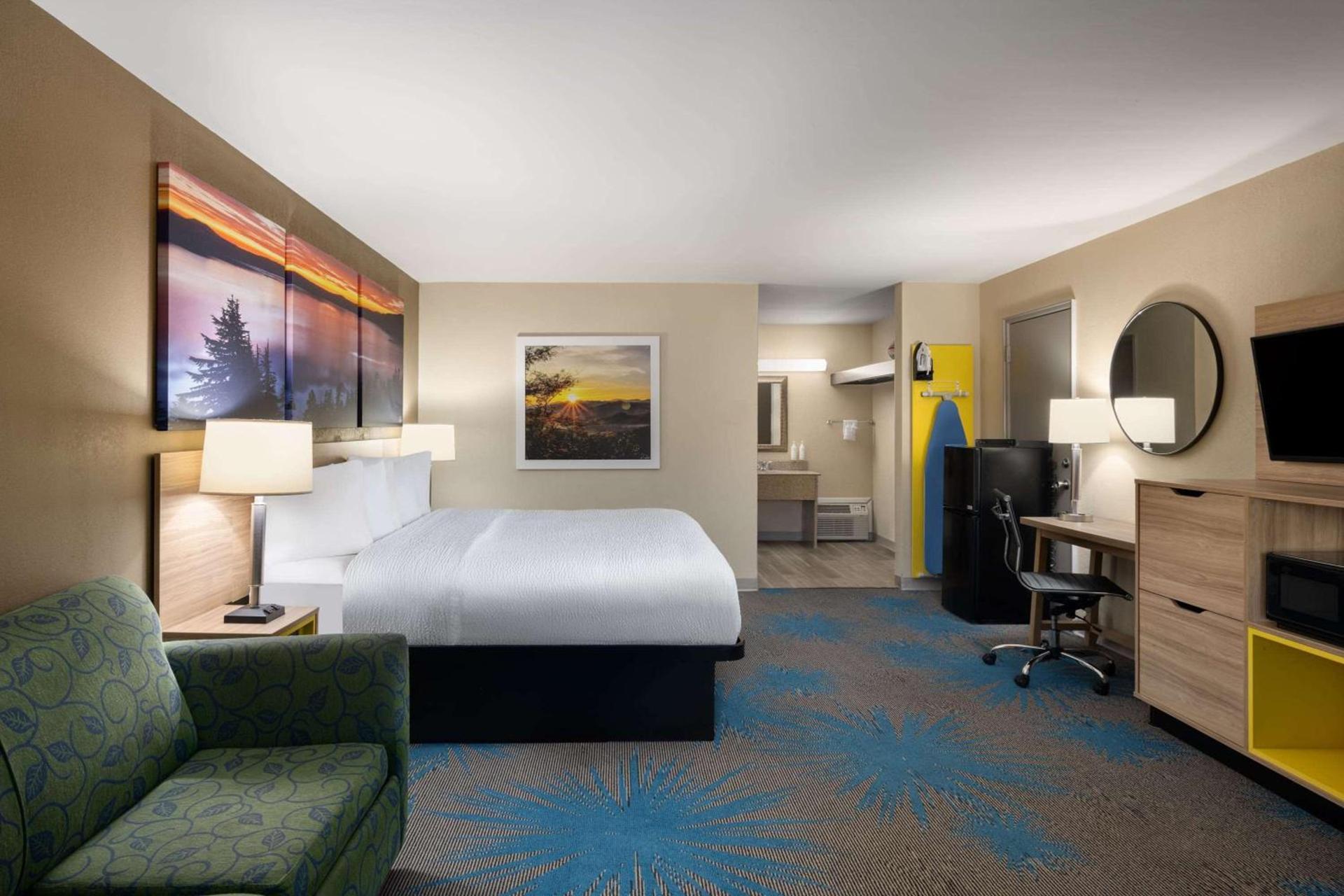 Days Inn by Wyndham Klamath Falls photo 29