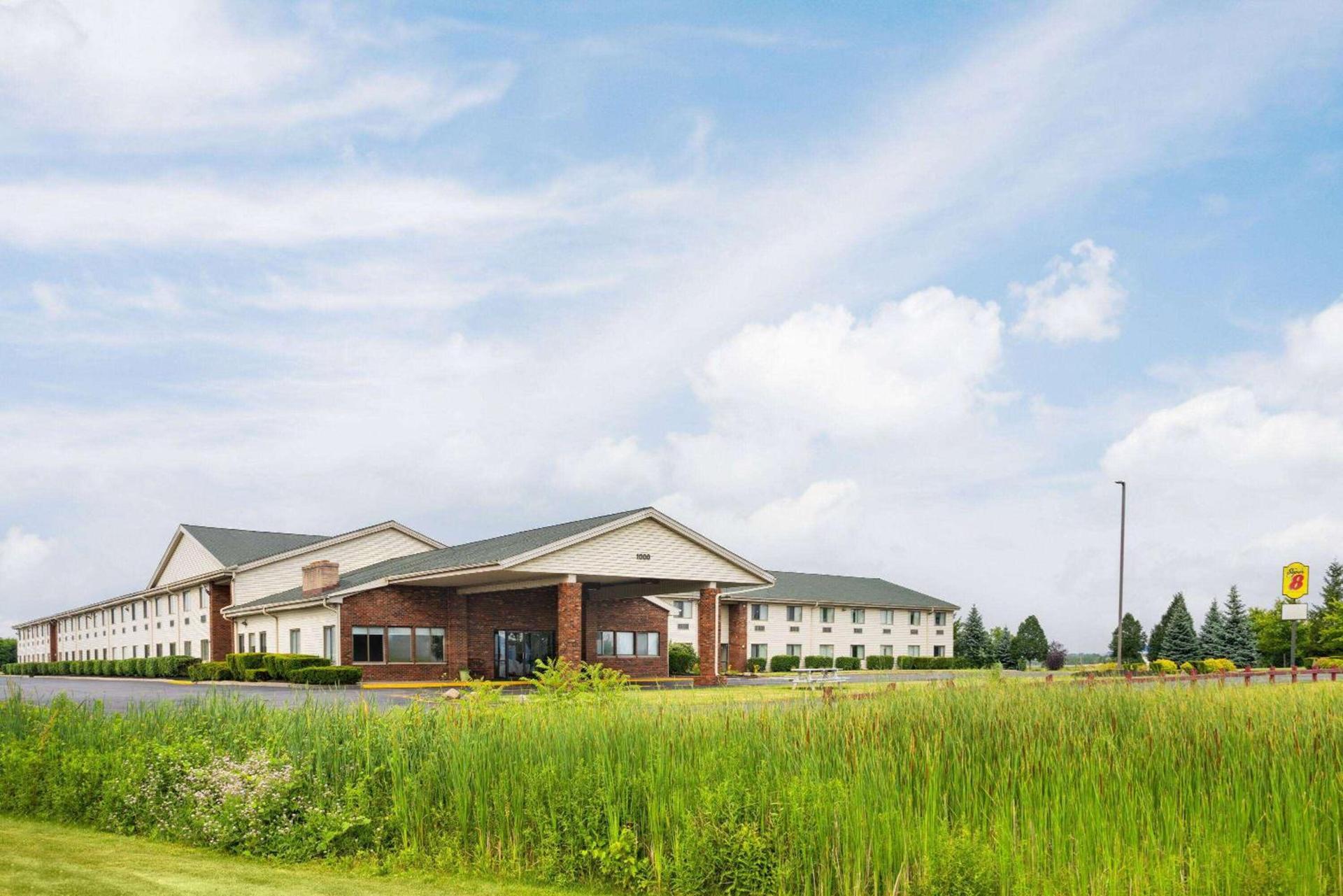 Super 8 by Wyndham Henrietta/Rochester Area photo 3