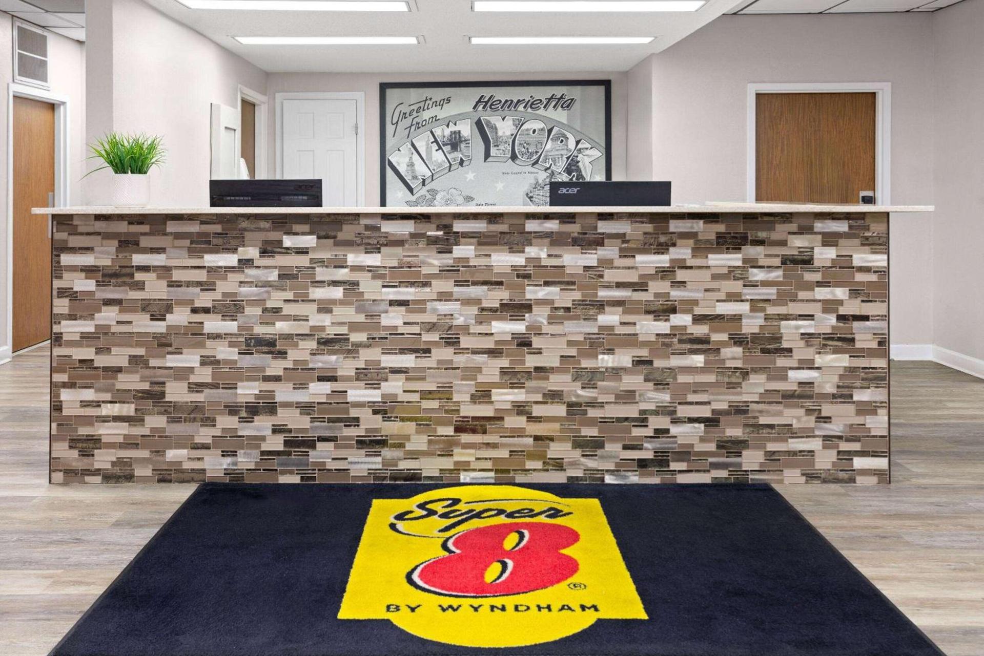 Super 8 by Wyndham Henrietta/Rochester Area photo 7