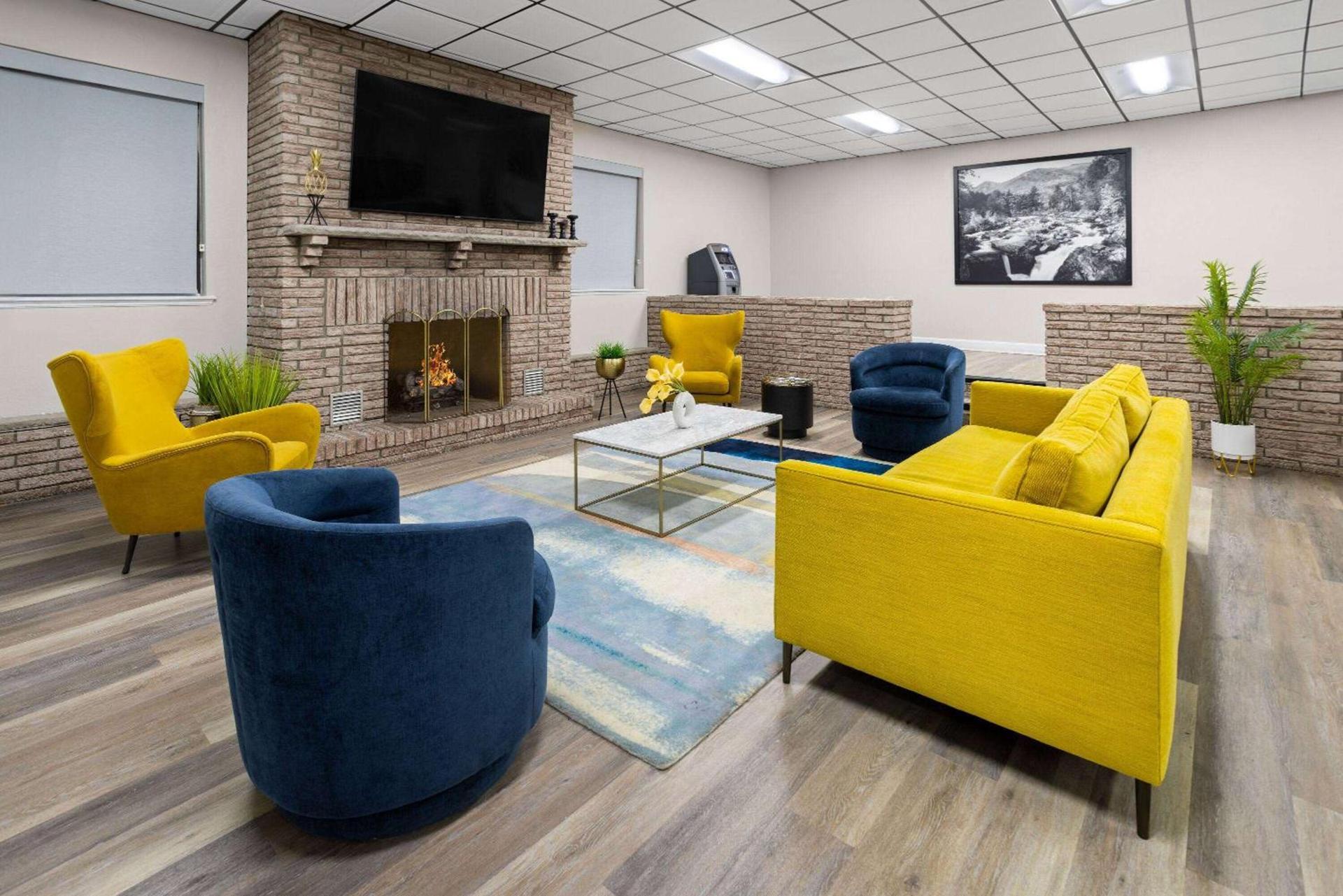 Super 8 by Wyndham Henrietta/Rochester Area photo 8