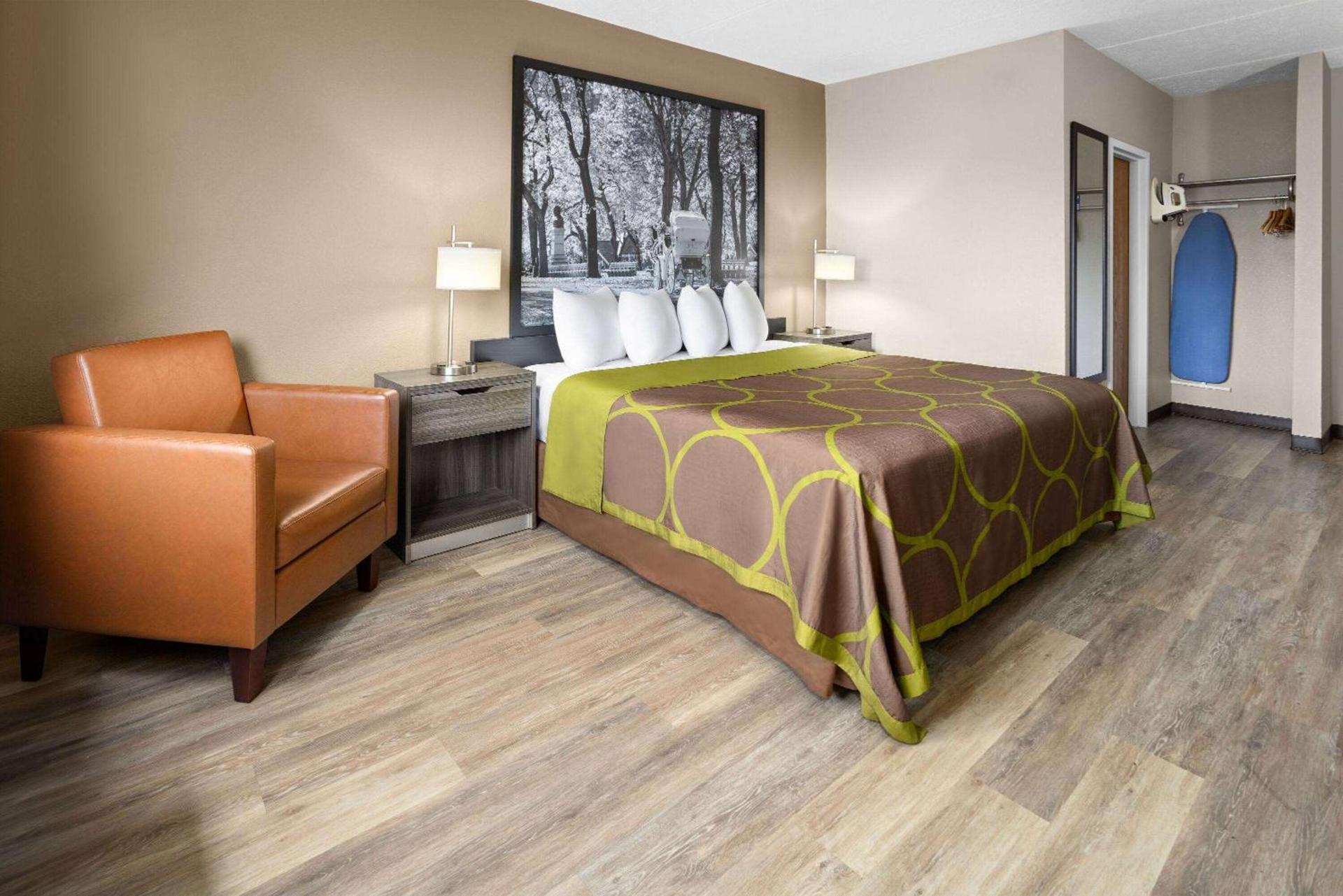 Super 8 by Wyndham Henrietta/Rochester Area photo 18