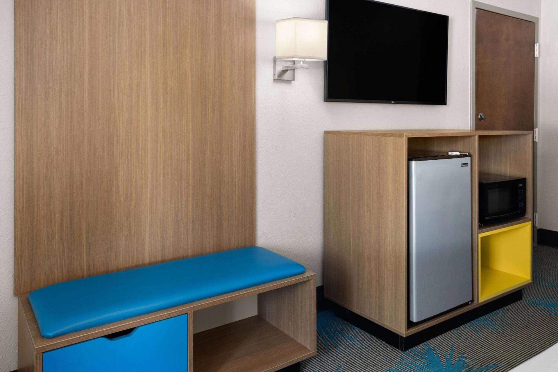 Days Inn by Wyndham Acworth photo 14