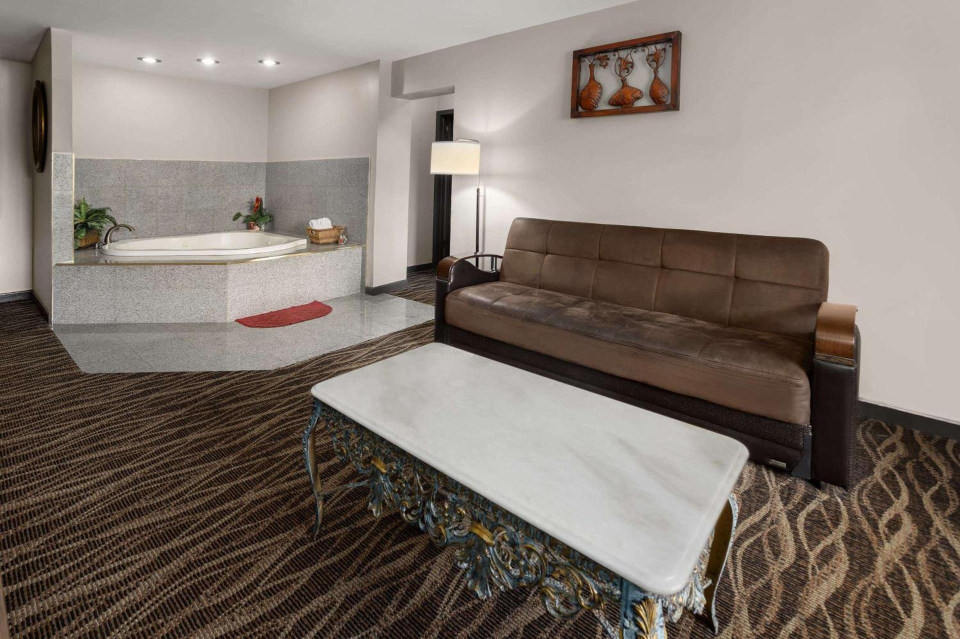 Days Inn by Wyndham Wurtsboro photo 21
