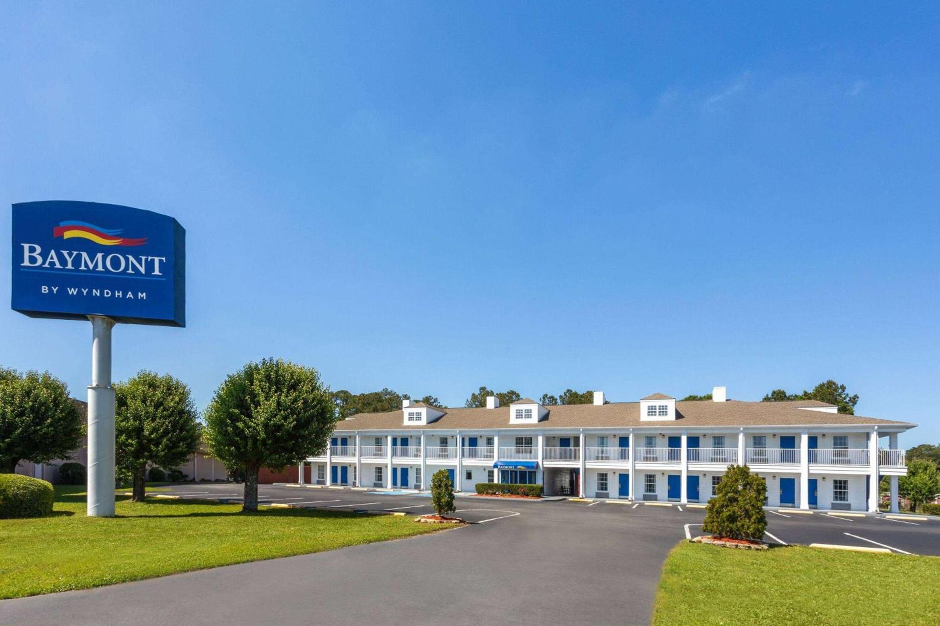 Baymont by Wyndham Brunswick GA photo 52