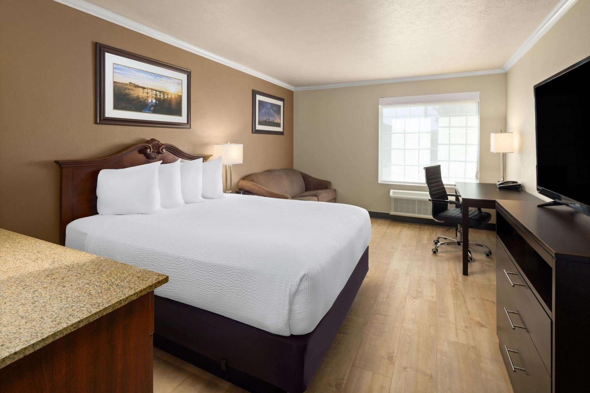 Ramada by Wyndham Moses Lake photo 20